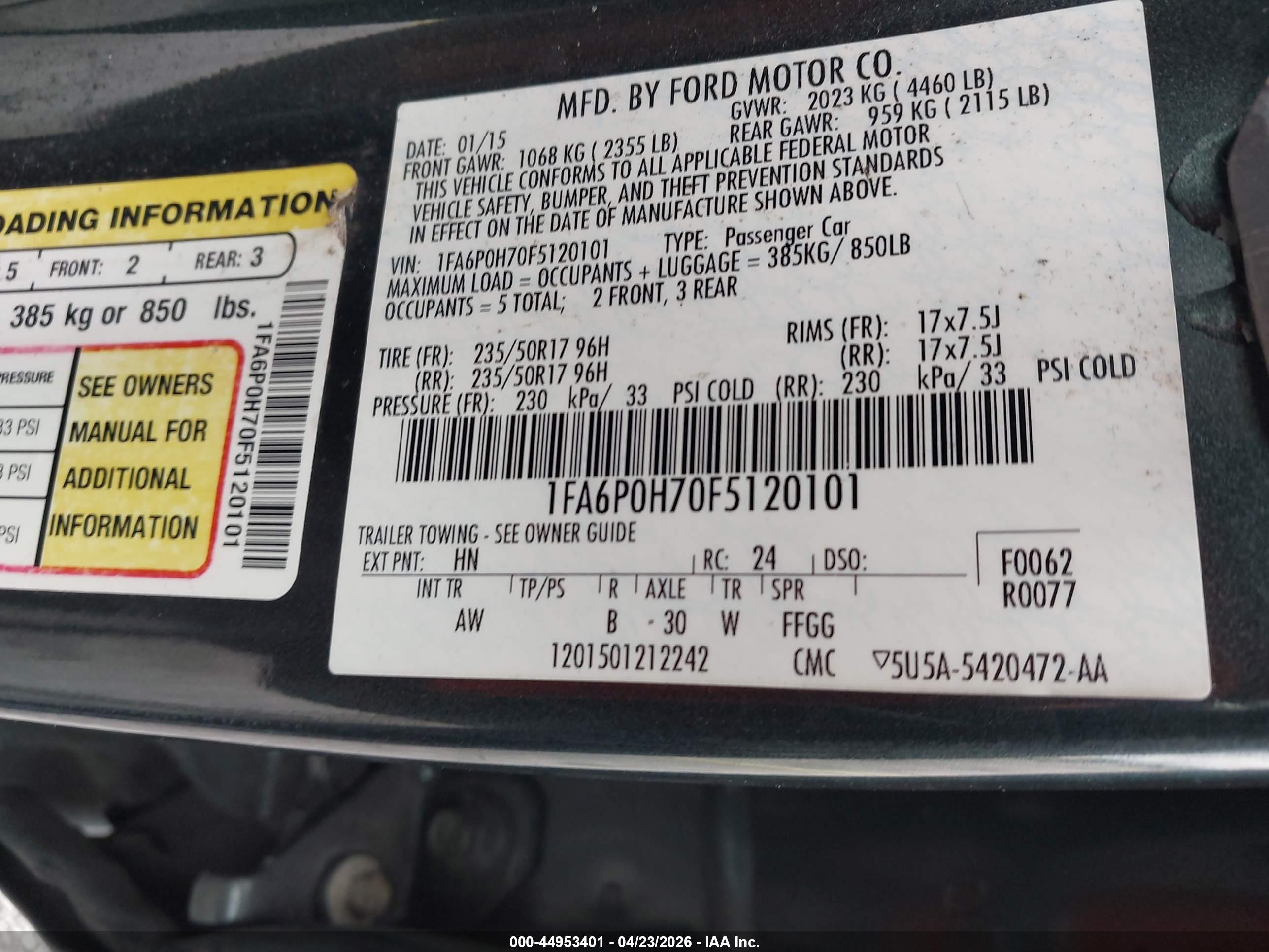 FORD FUSION image 9
