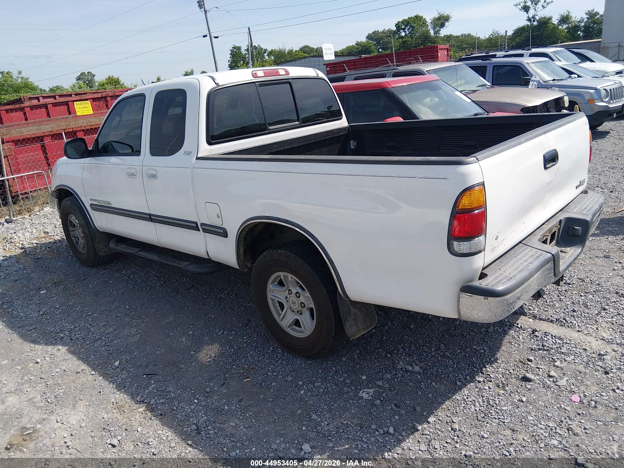 TOYOTA TUNDRA image 3