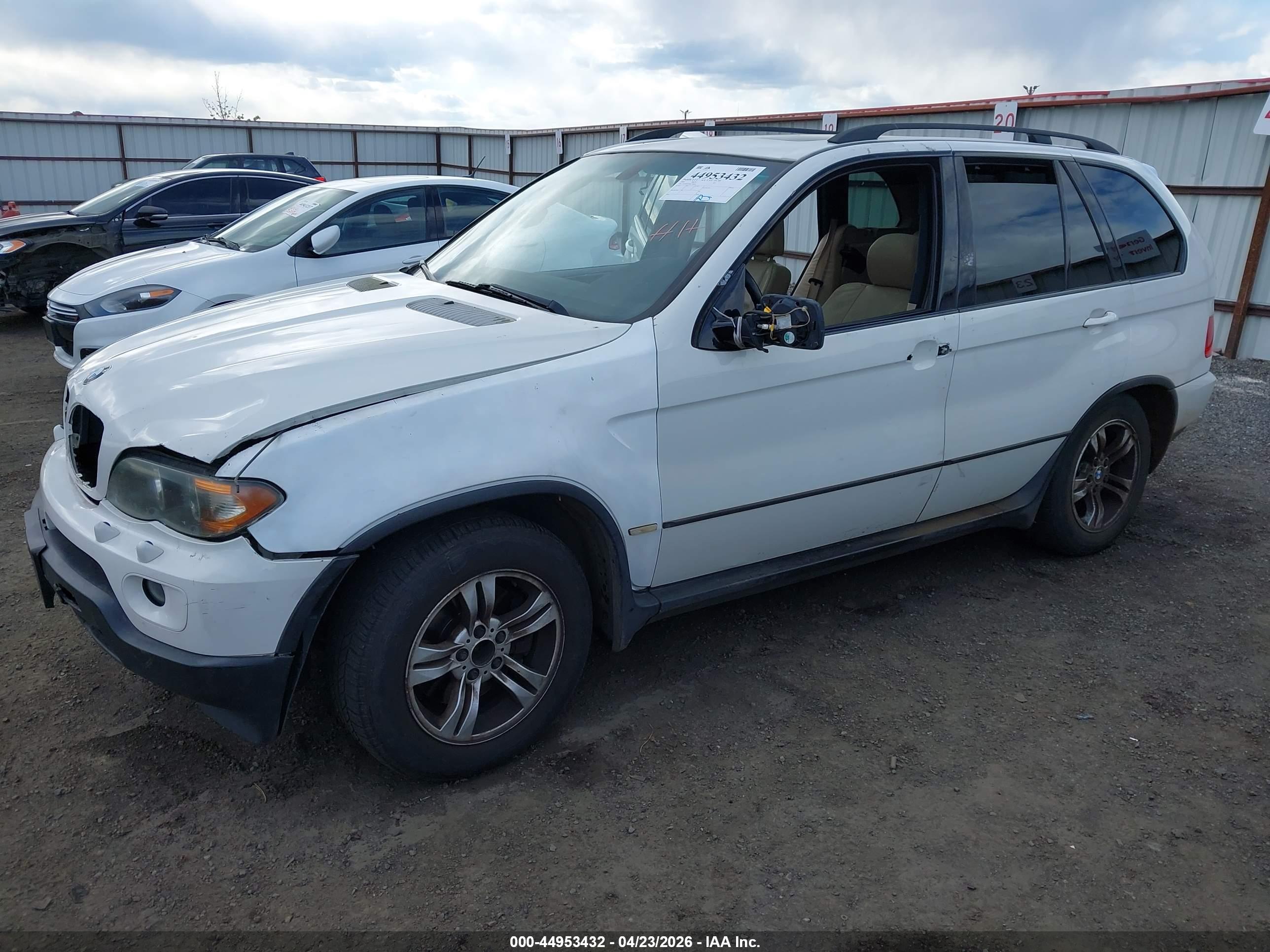 BMW X5 image 2