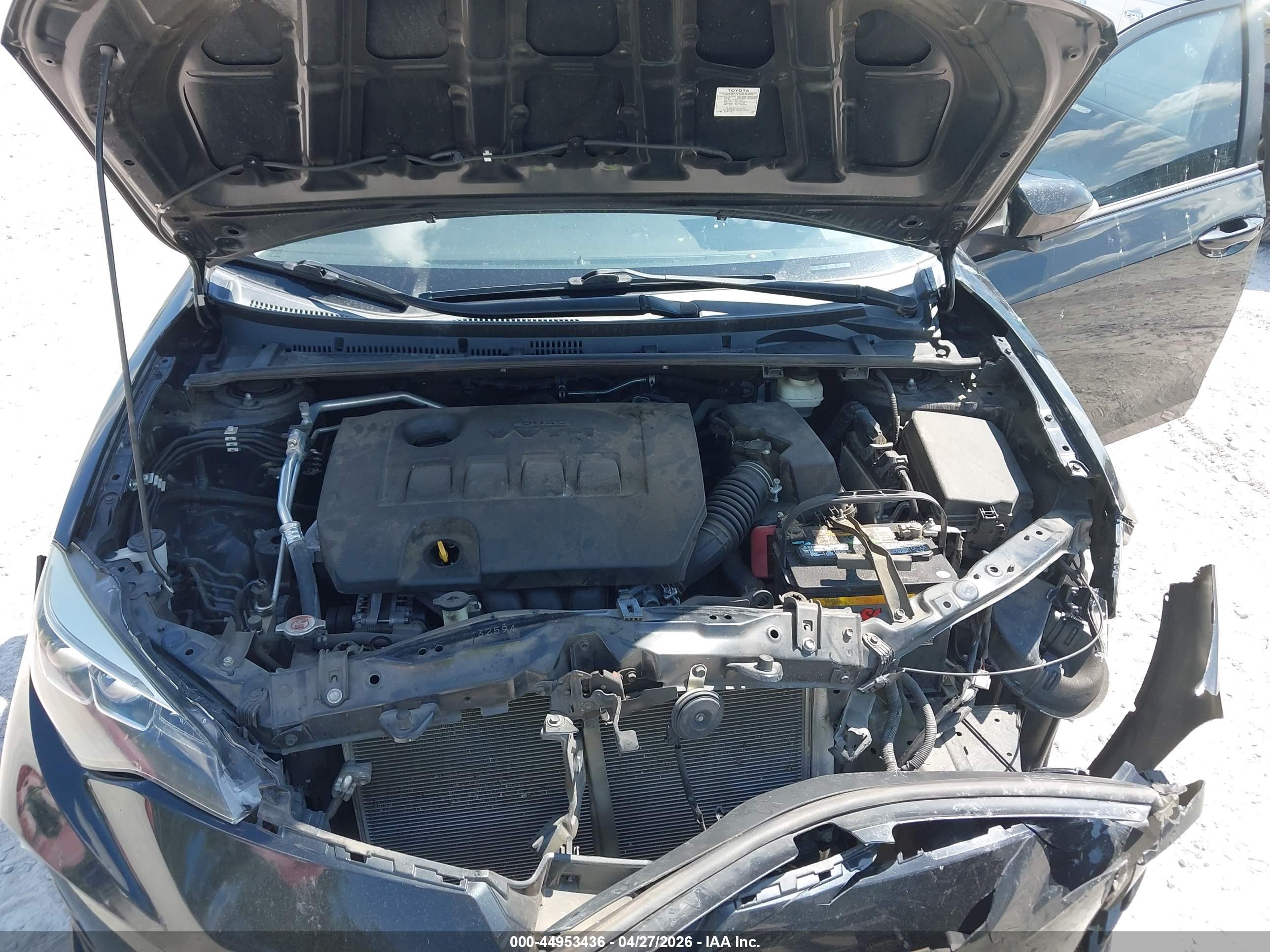 TOYOTA COROLLA image 10
