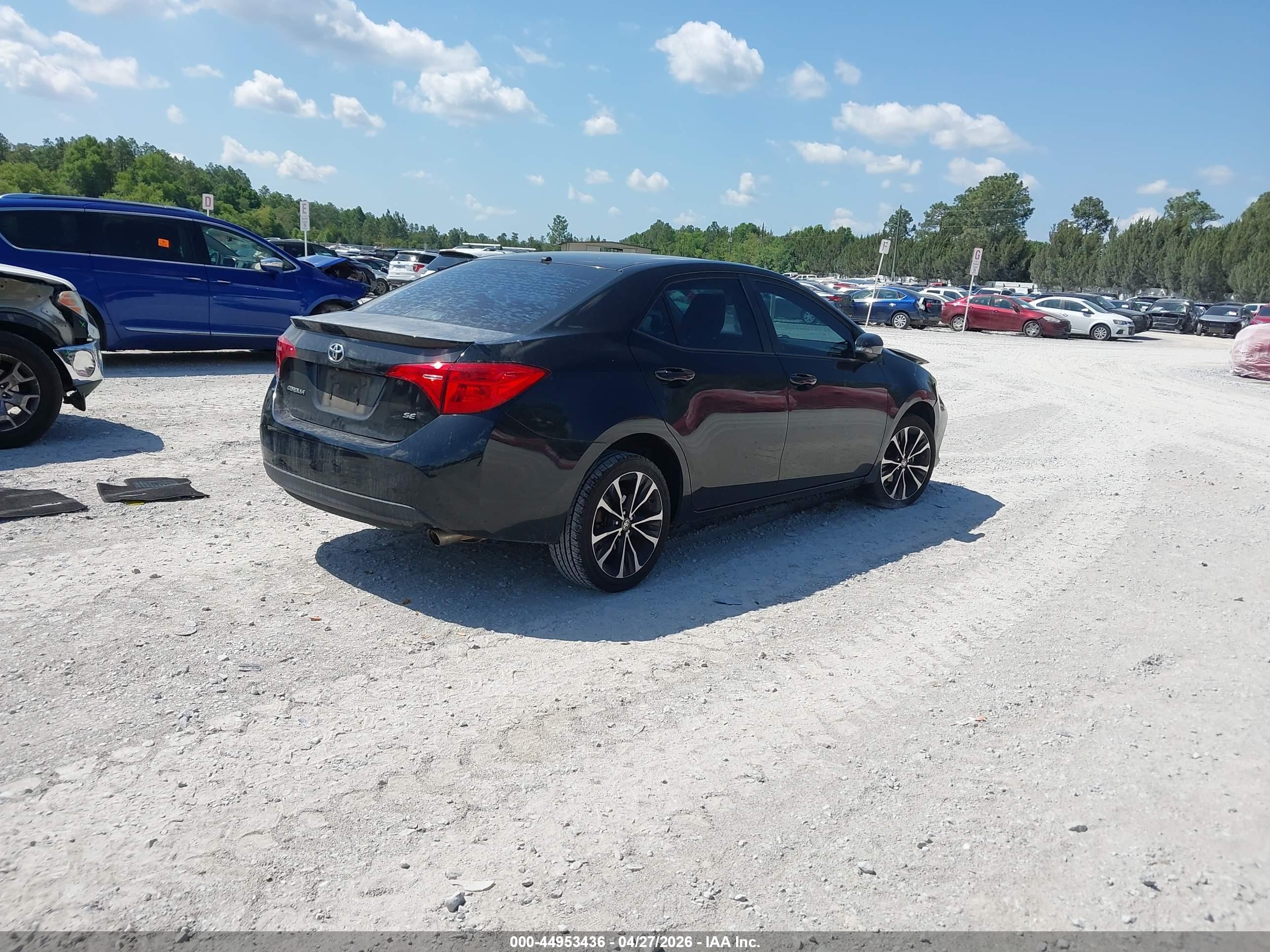 TOYOTA COROLLA image 4
