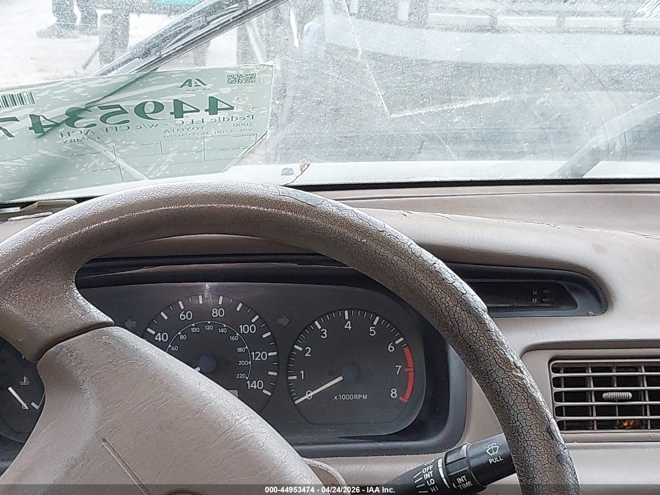 TOYOTA CAMRY image 7