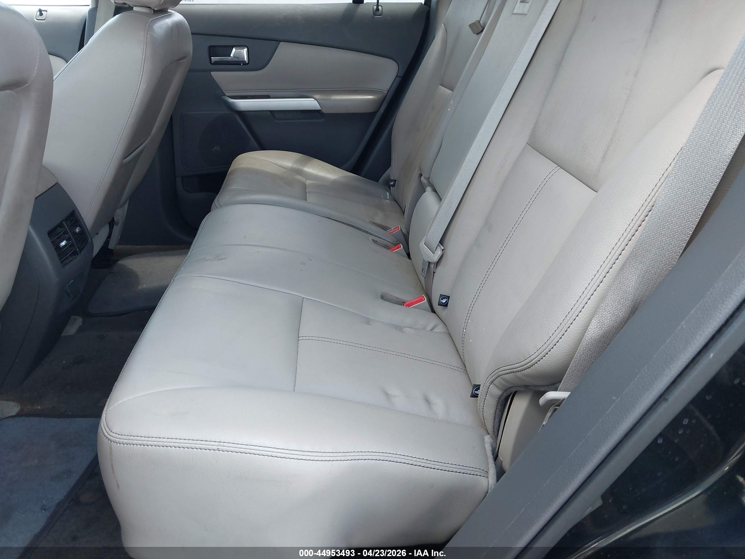 FORD EDGE image 8