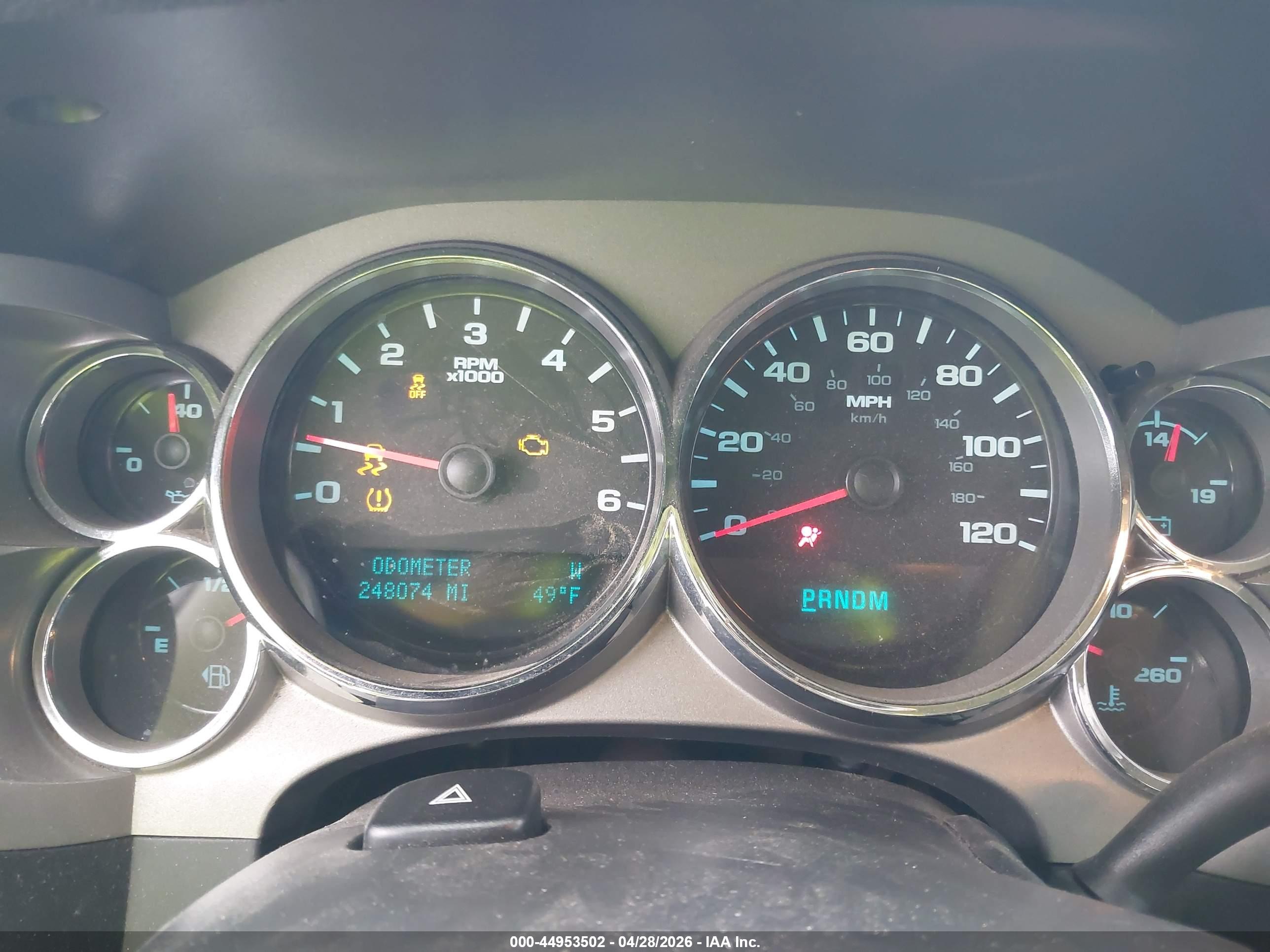 CHEVROLET SILVERADO image 7