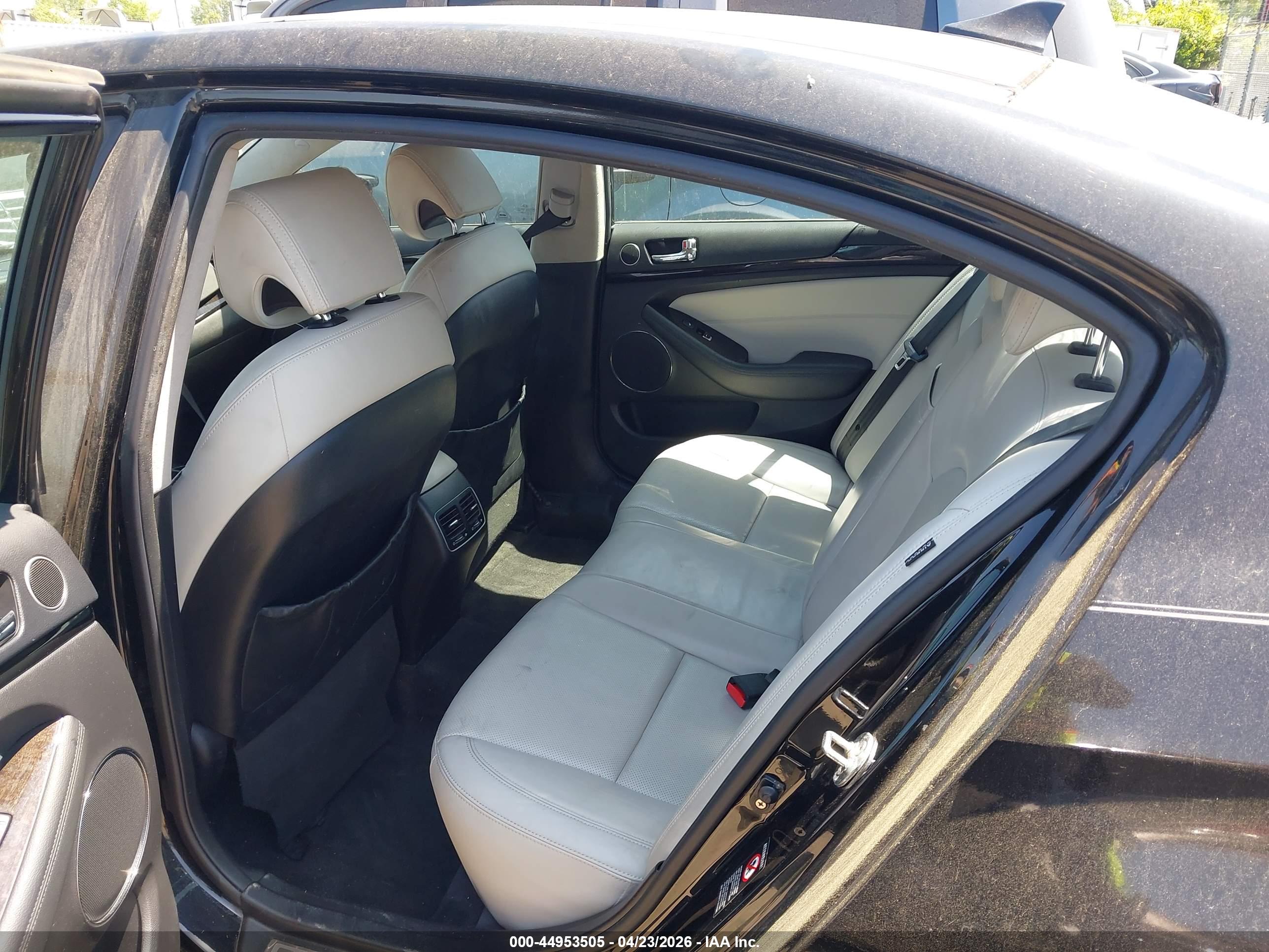 KIA CADENZA image 8
