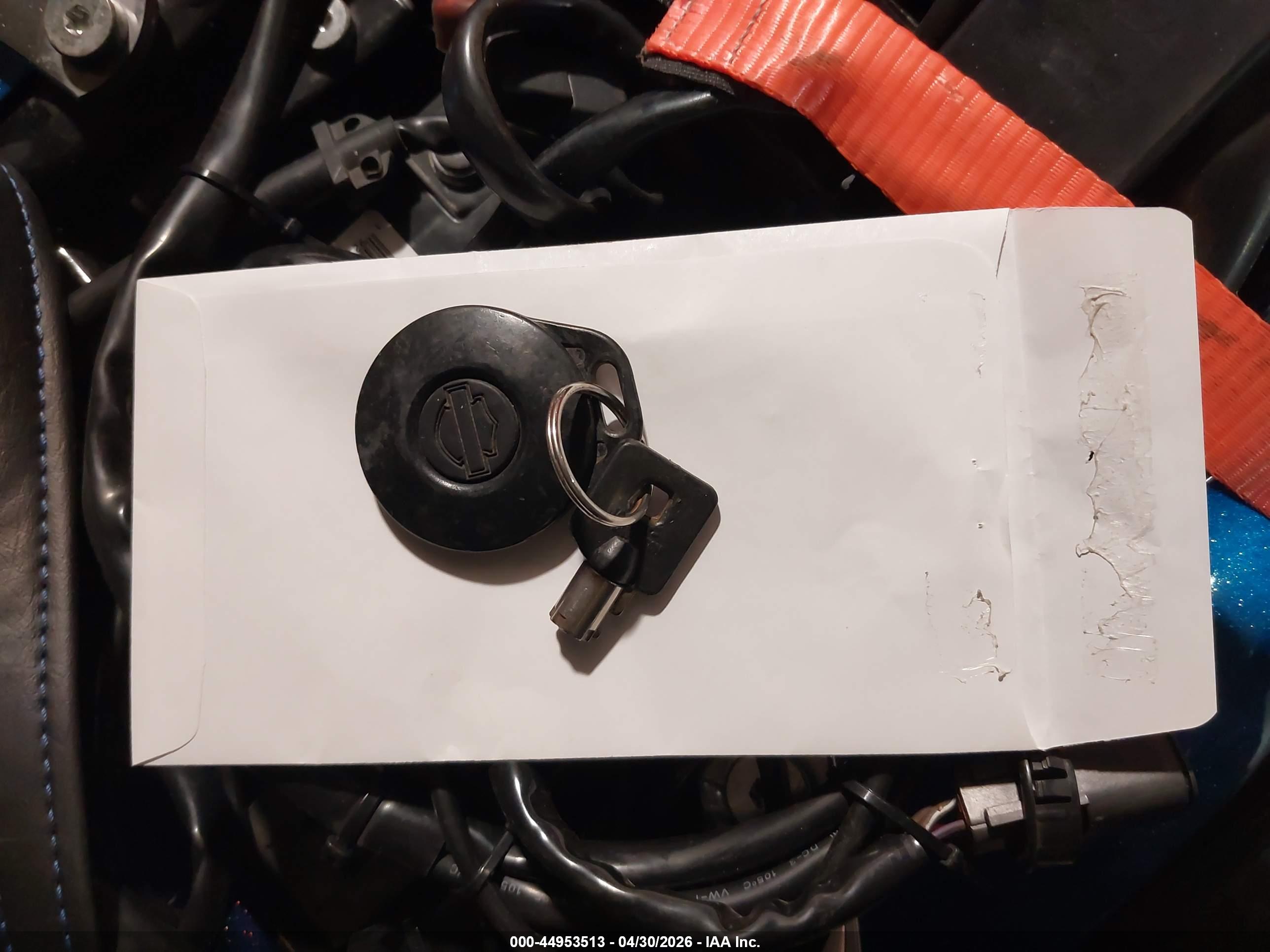 HARLEY-DAVIDSON FLHTCUI image 11
