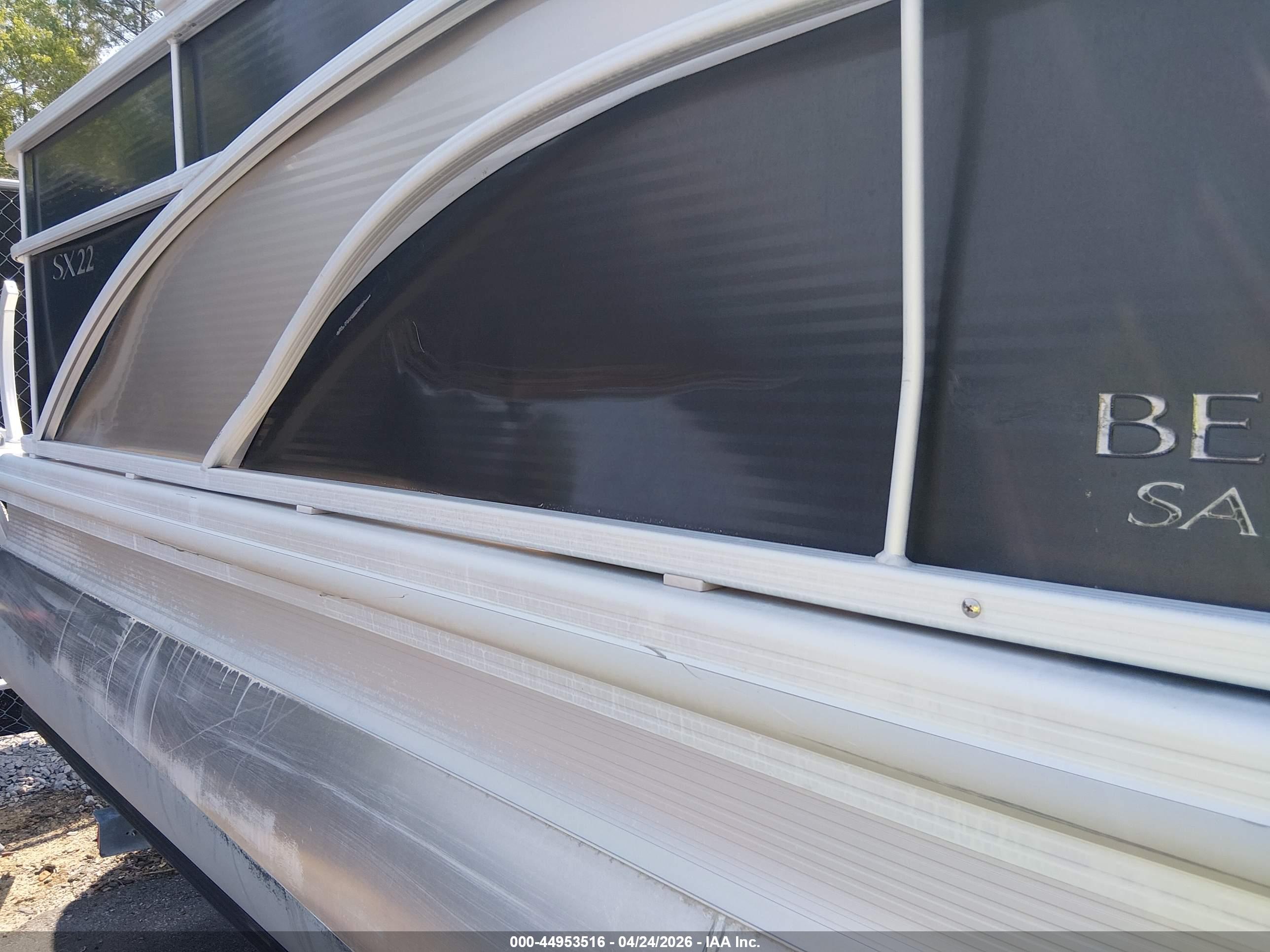BENNINGTON BOAT image 6