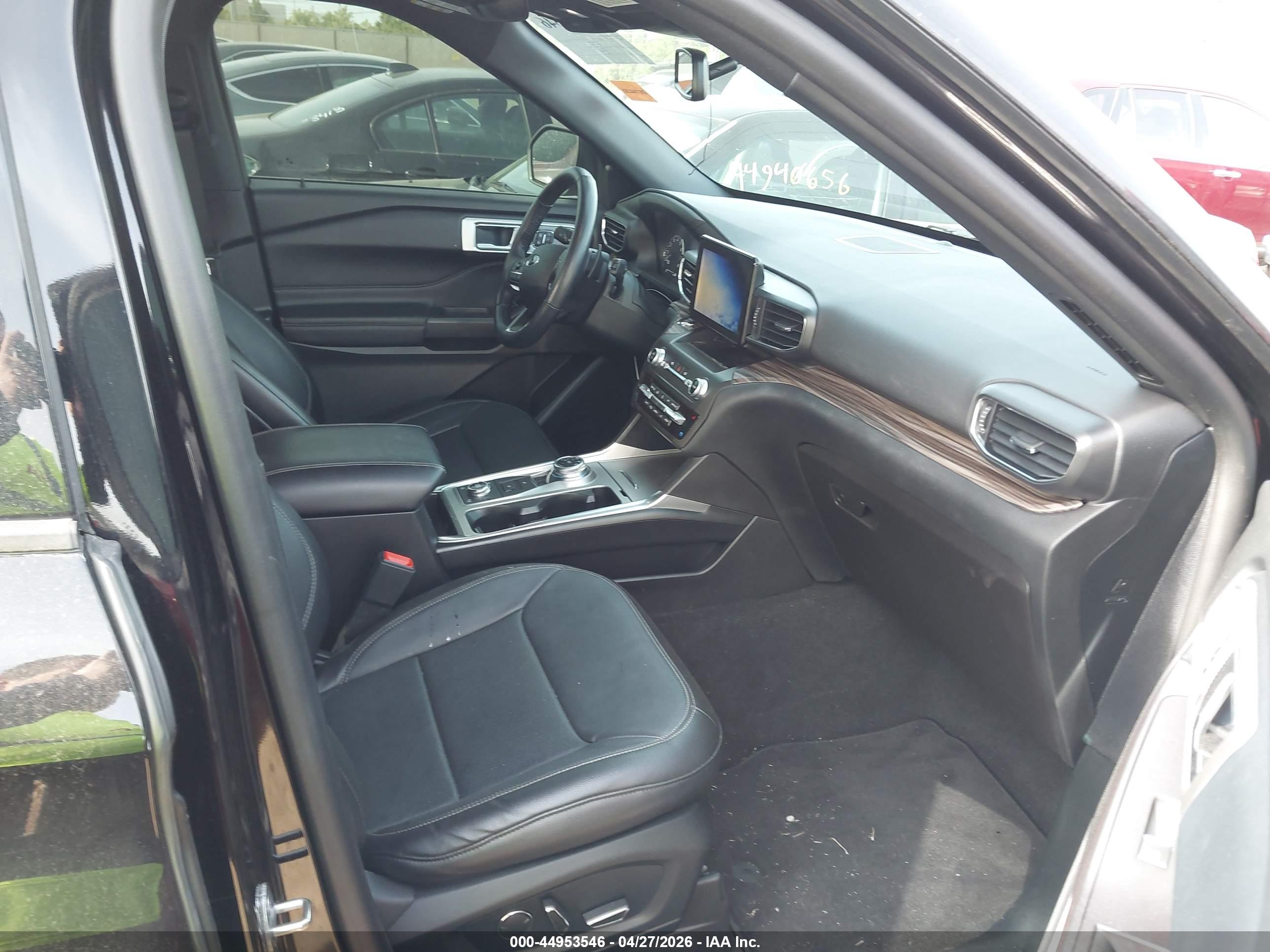 FORD EXPLORER image 5