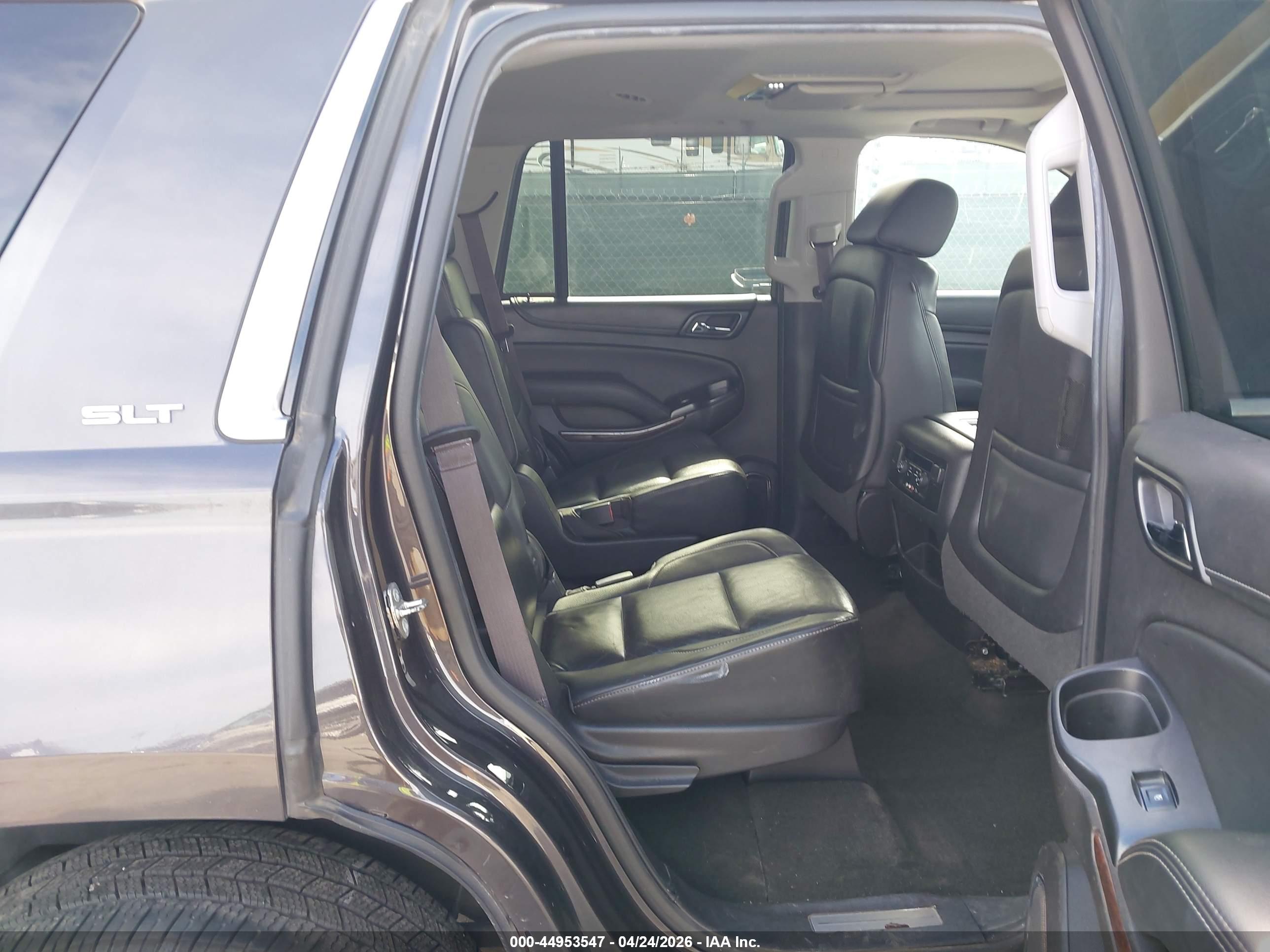 GMC YUKON image 8