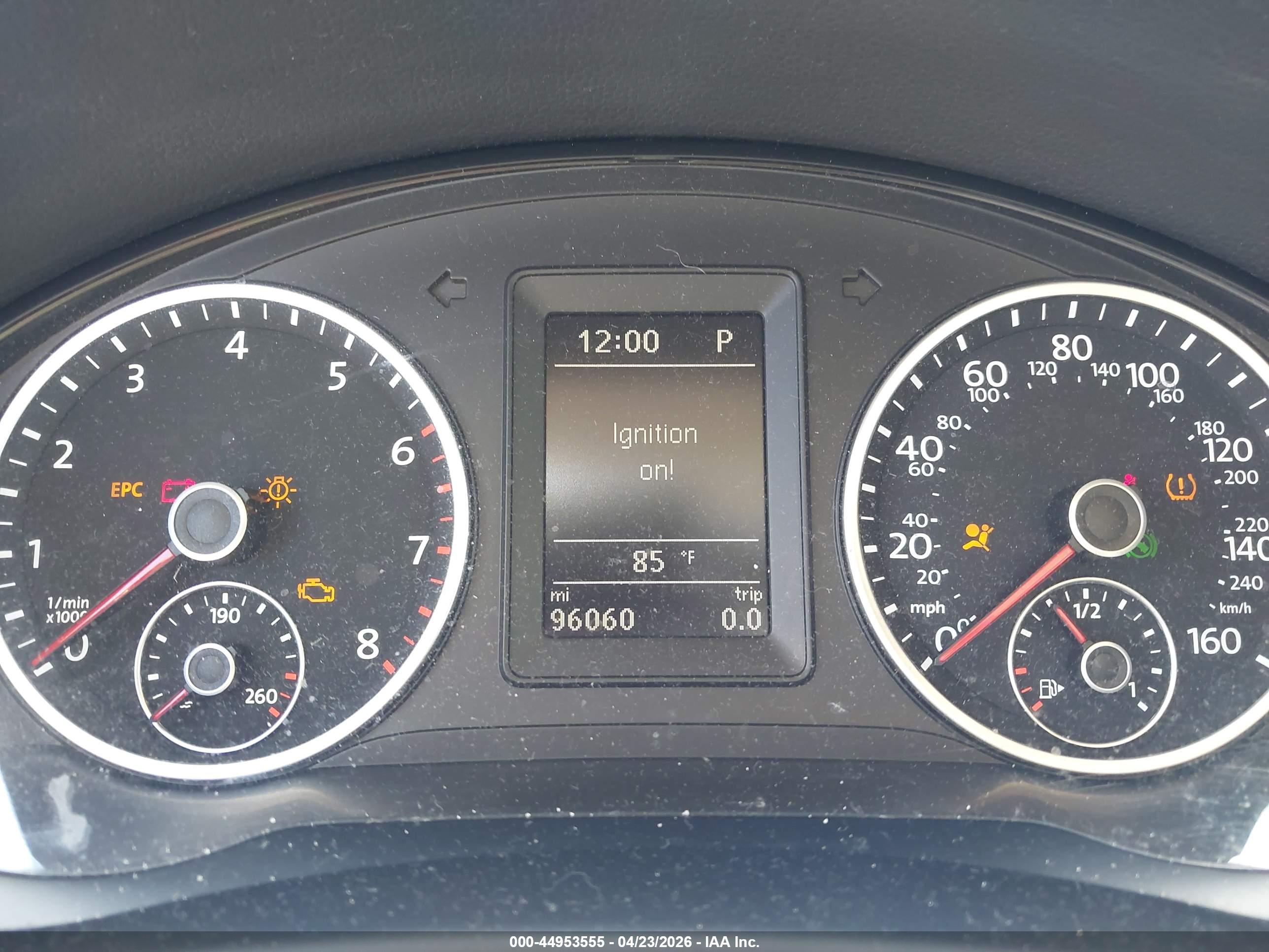 VOLKSWAGEN TIGUAN image 7