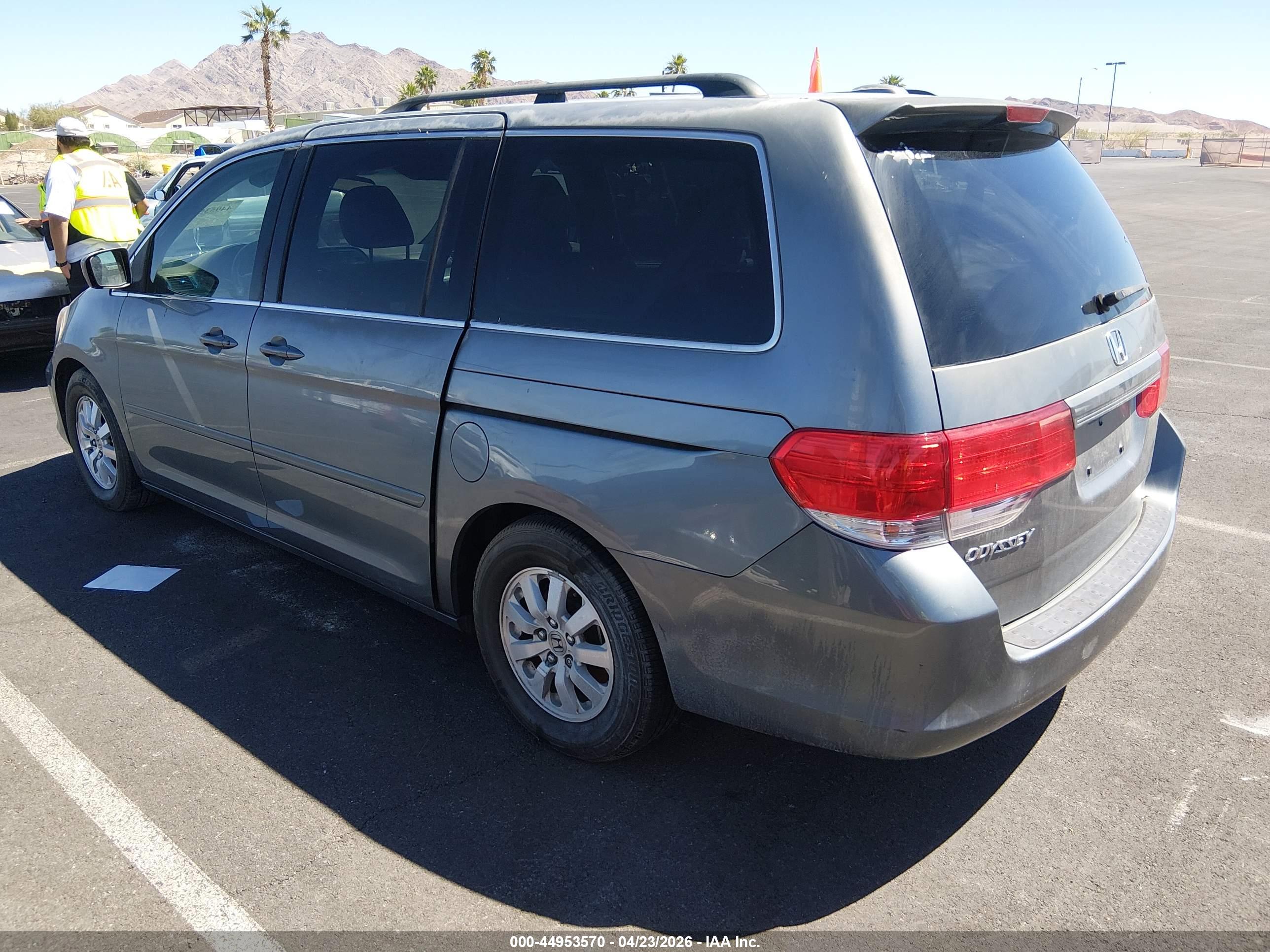 HONDA ODYSSEY image 3