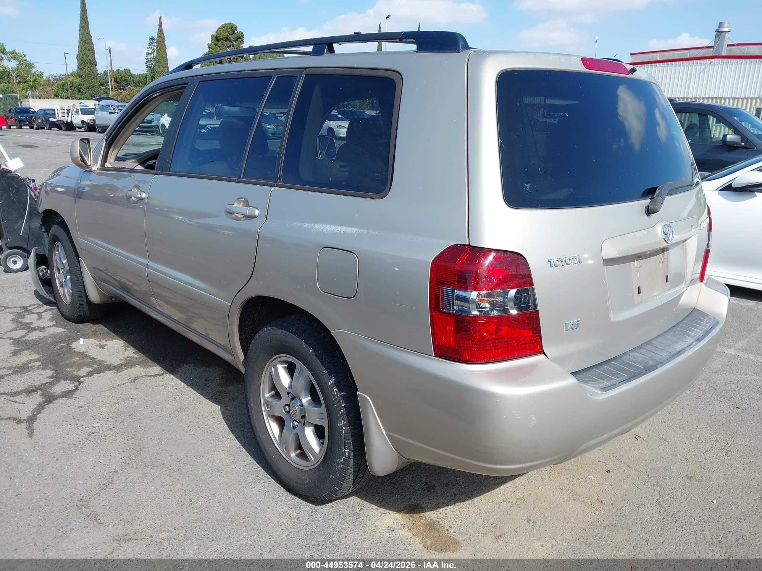 TOYOTA HIGHLANDER image 3