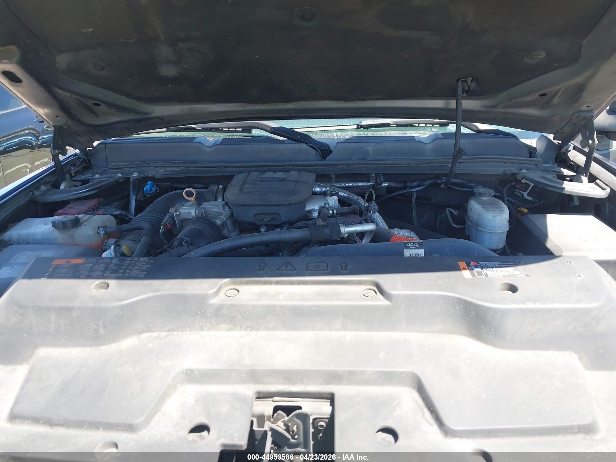 CHEVROLET SILVERADO image 10