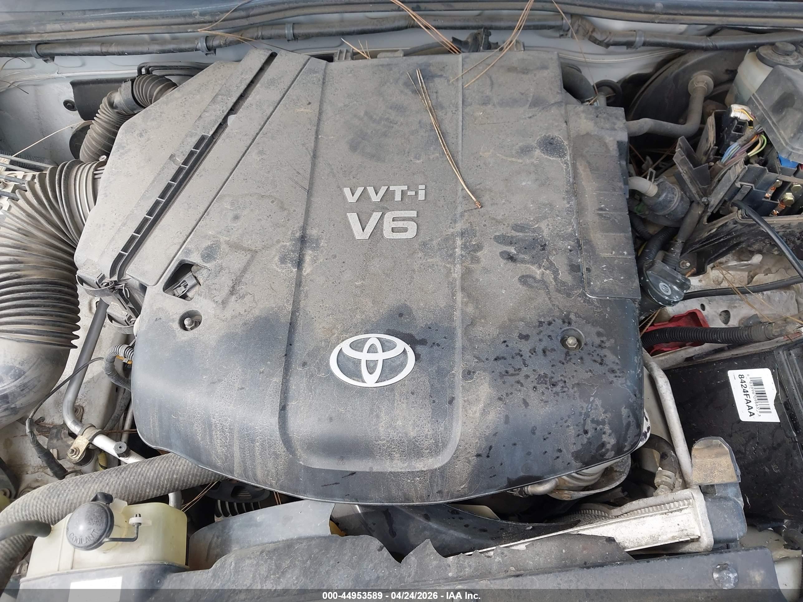TOYOTA TACOMA image 10