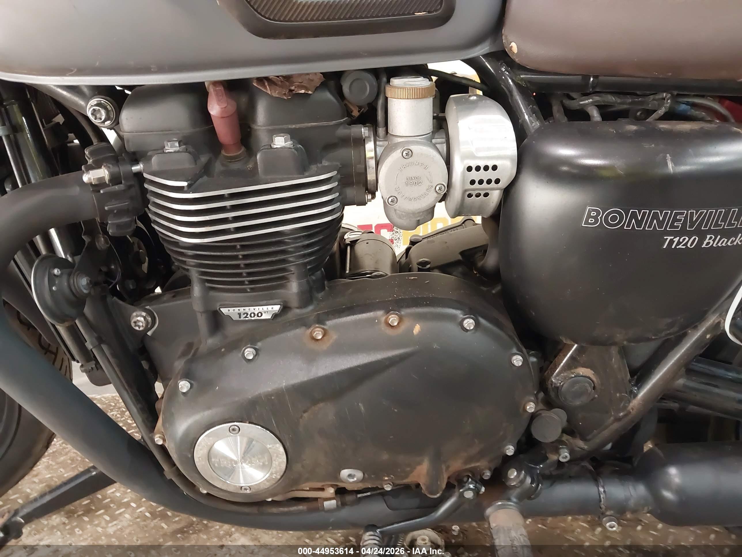 TRIUMPH MOTORCYCLE image 9
