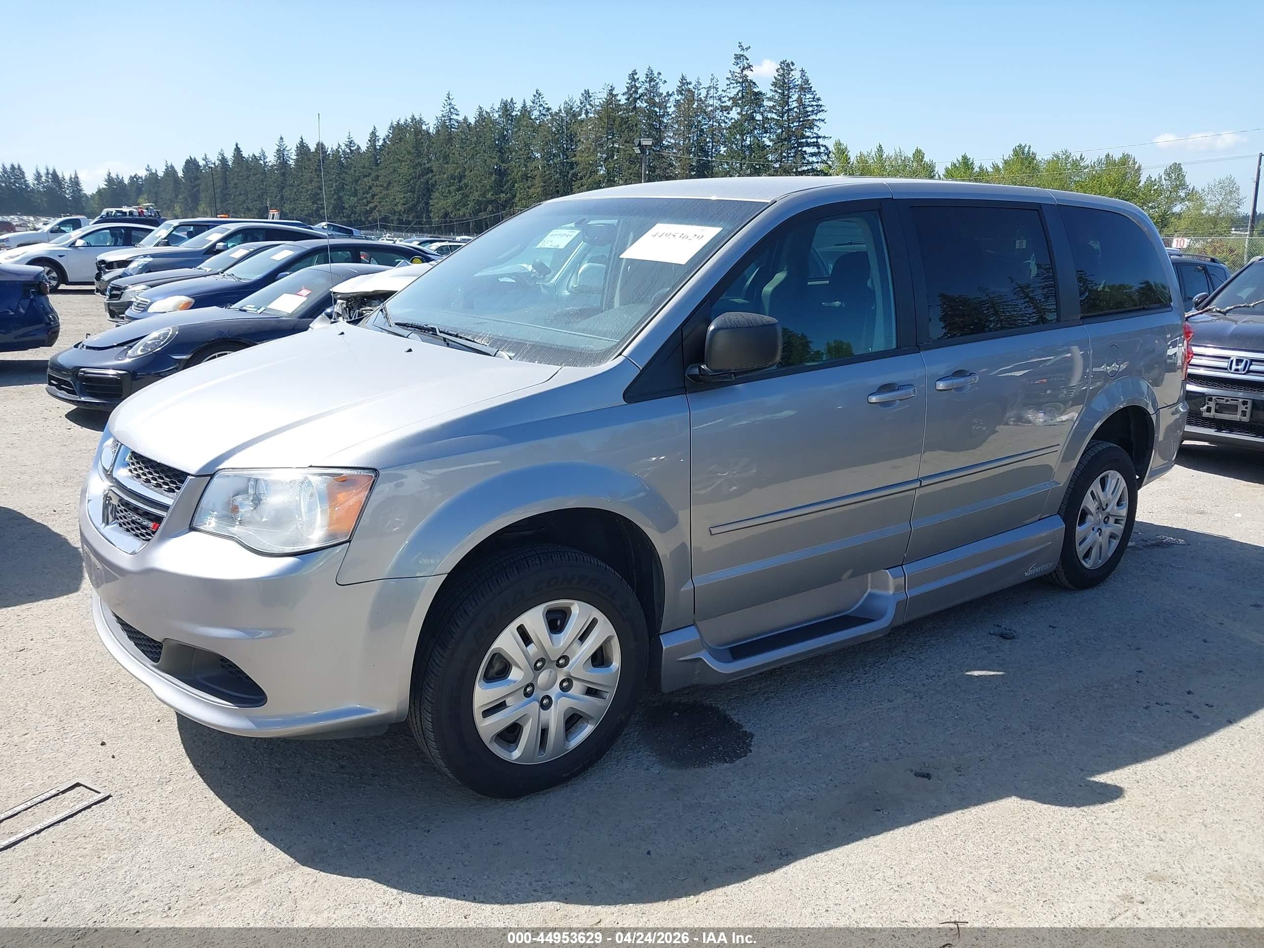DODGE GRAND image 2