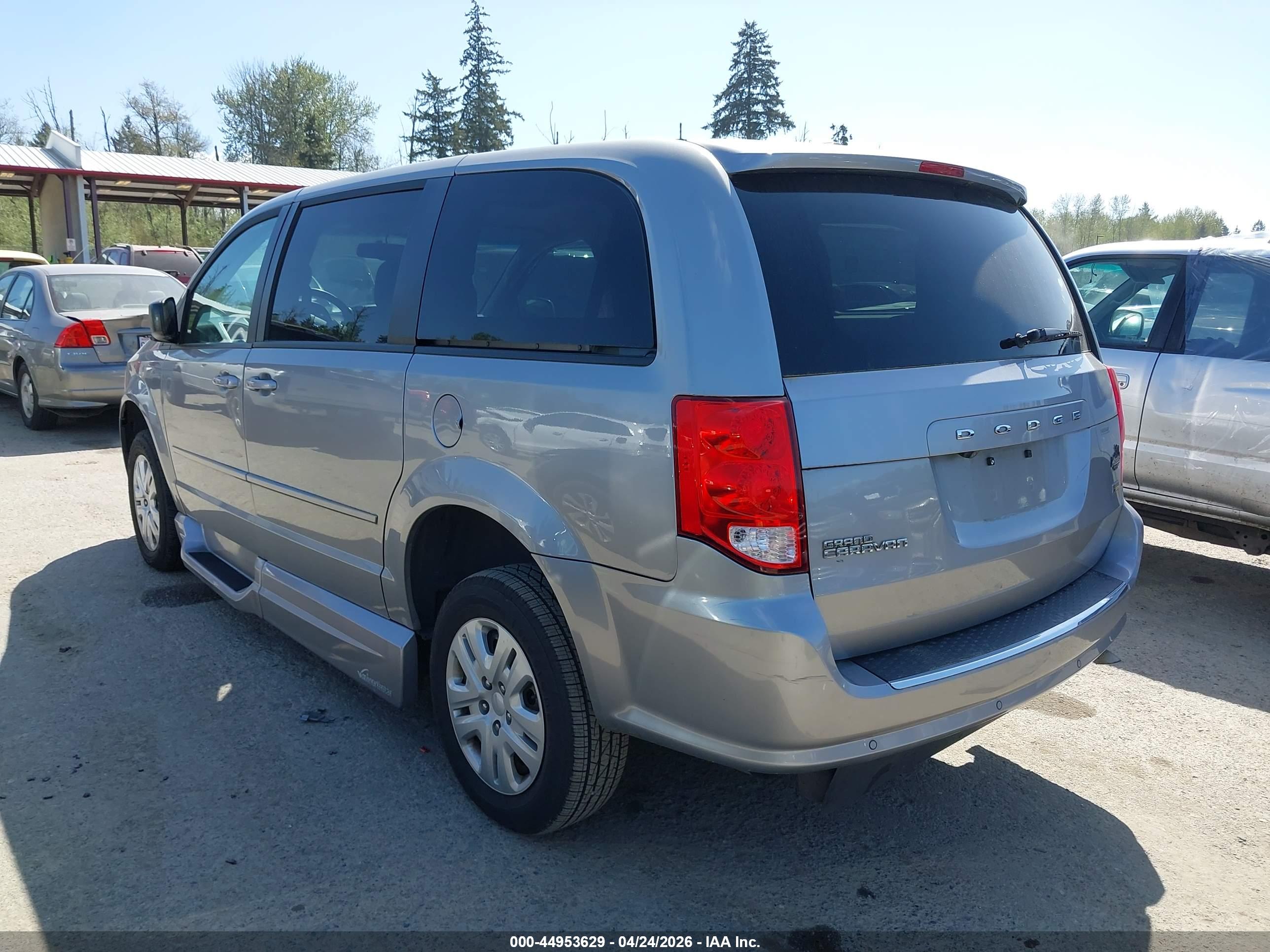 DODGE GRAND image 3