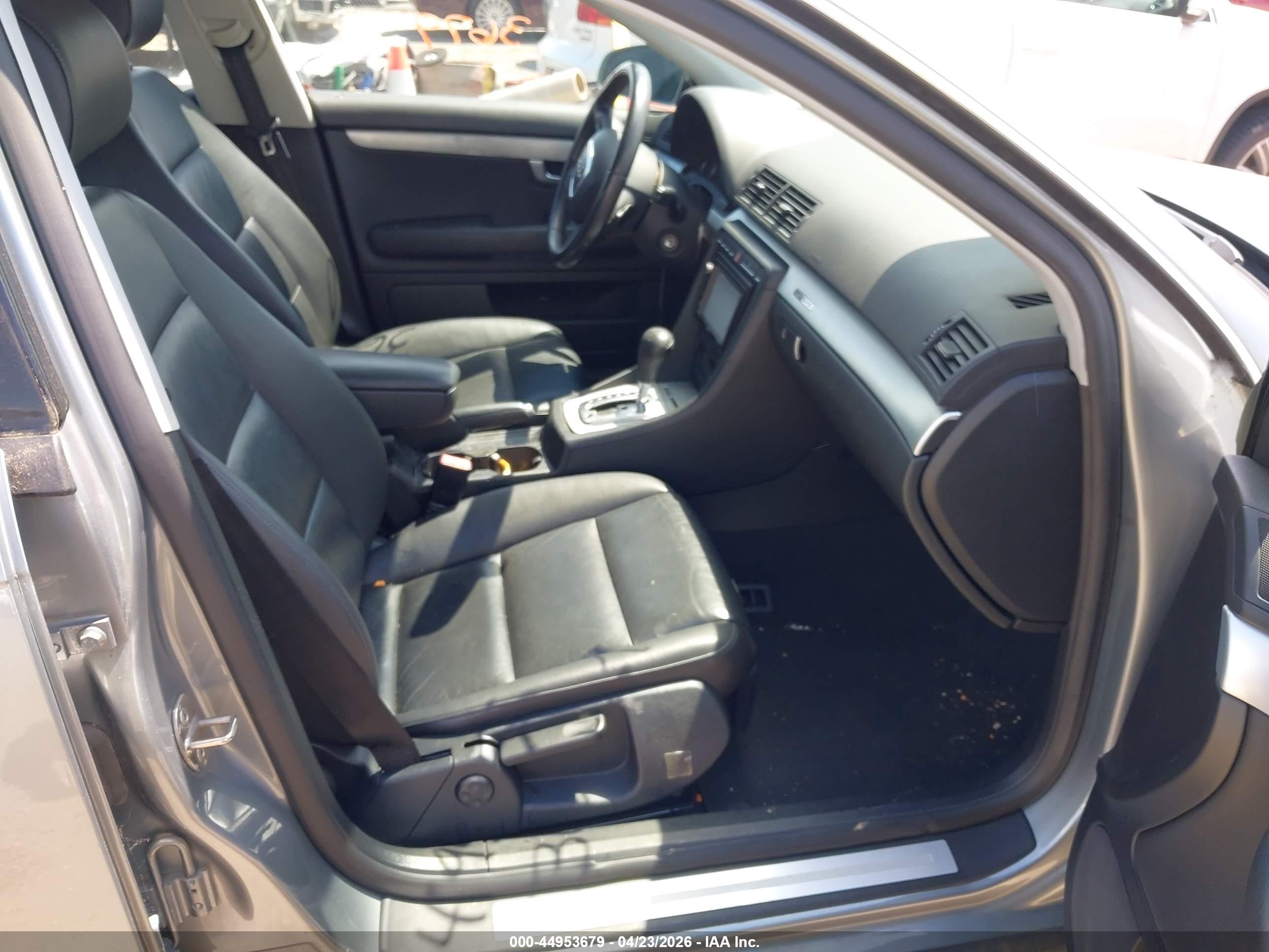 AUDI A4 image 5