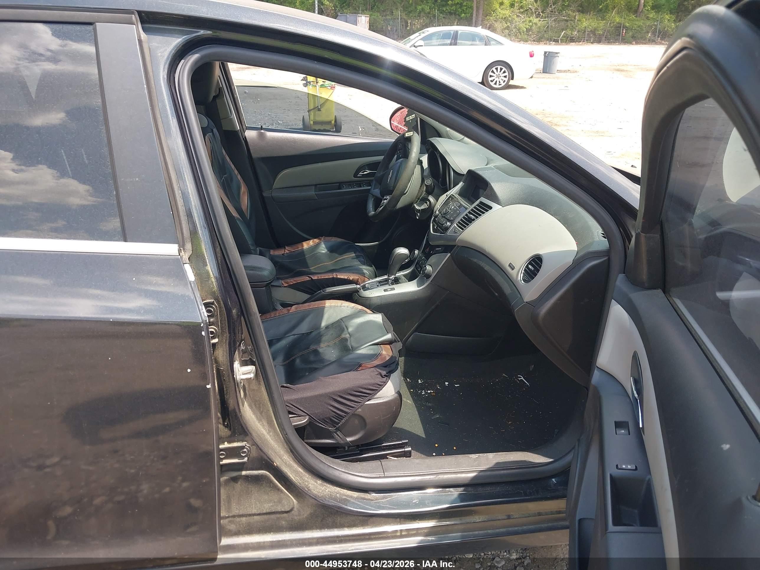 CHEVROLET CRUZE image 5