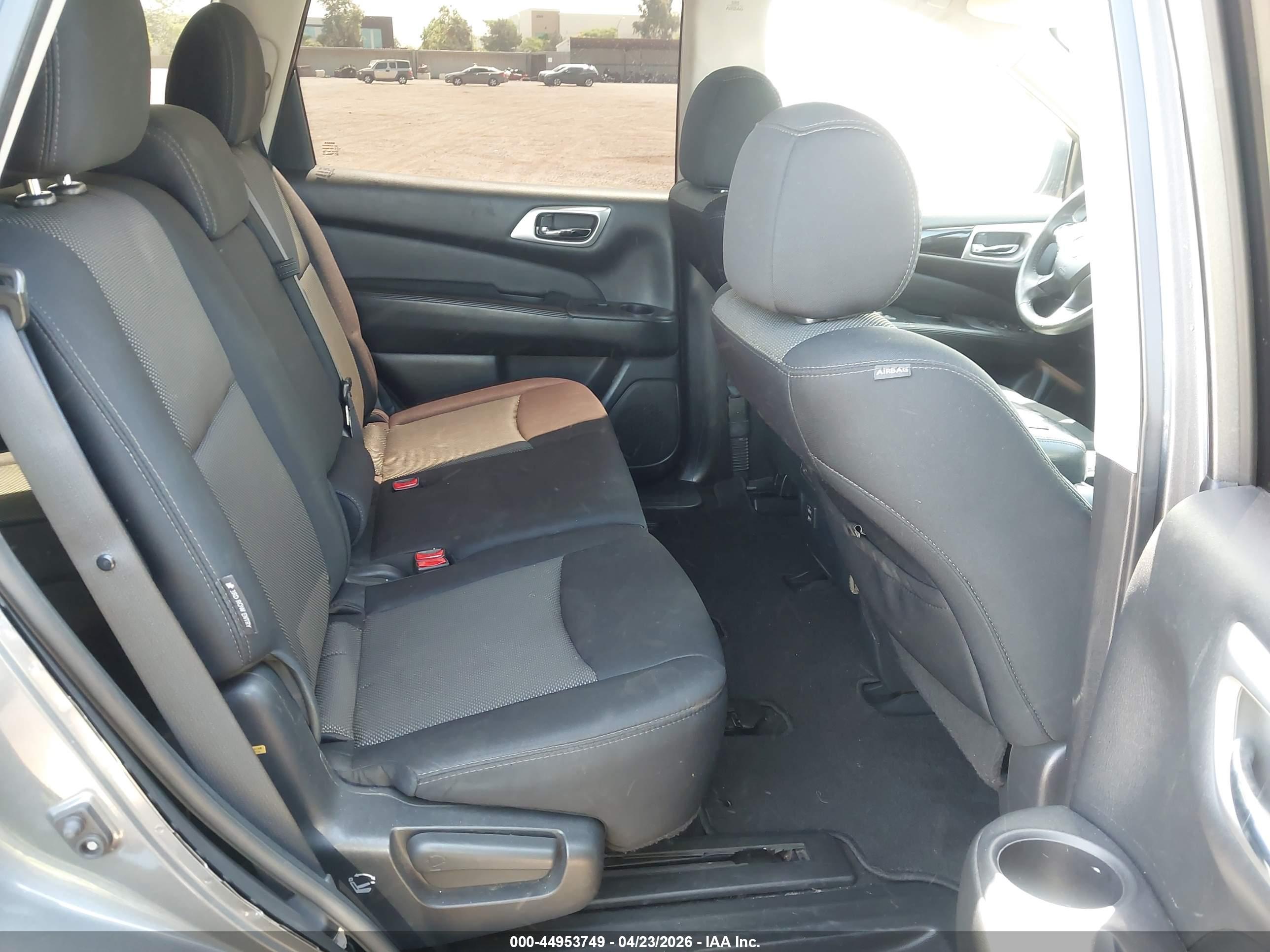 NISSAN PATHFINDER image 8