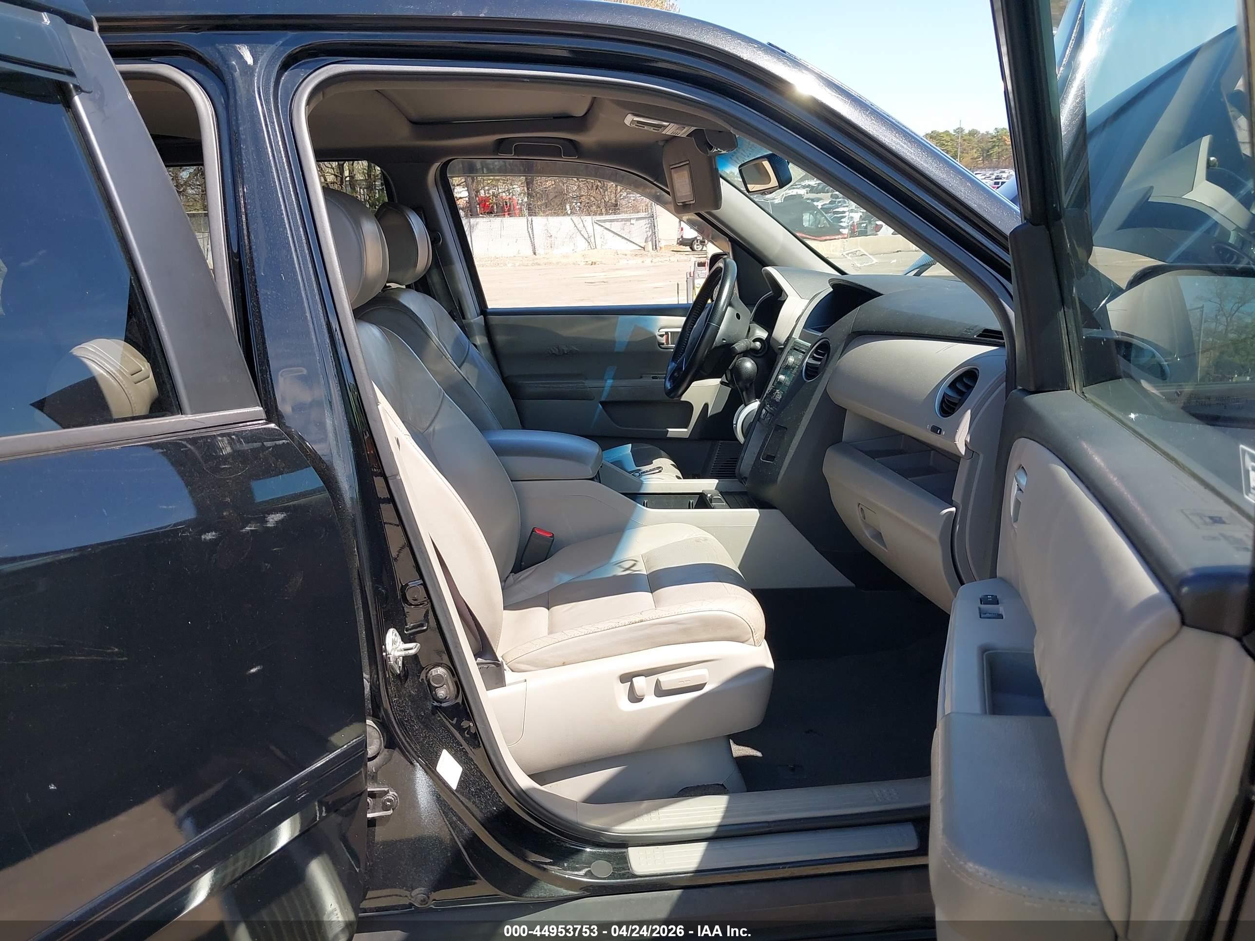 HONDA PILOT image 5