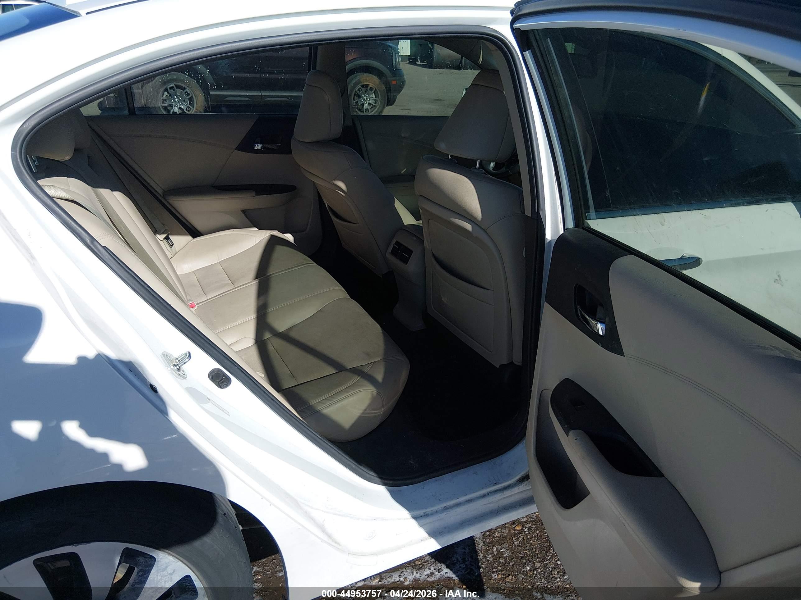 HONDA ACCORD image 8