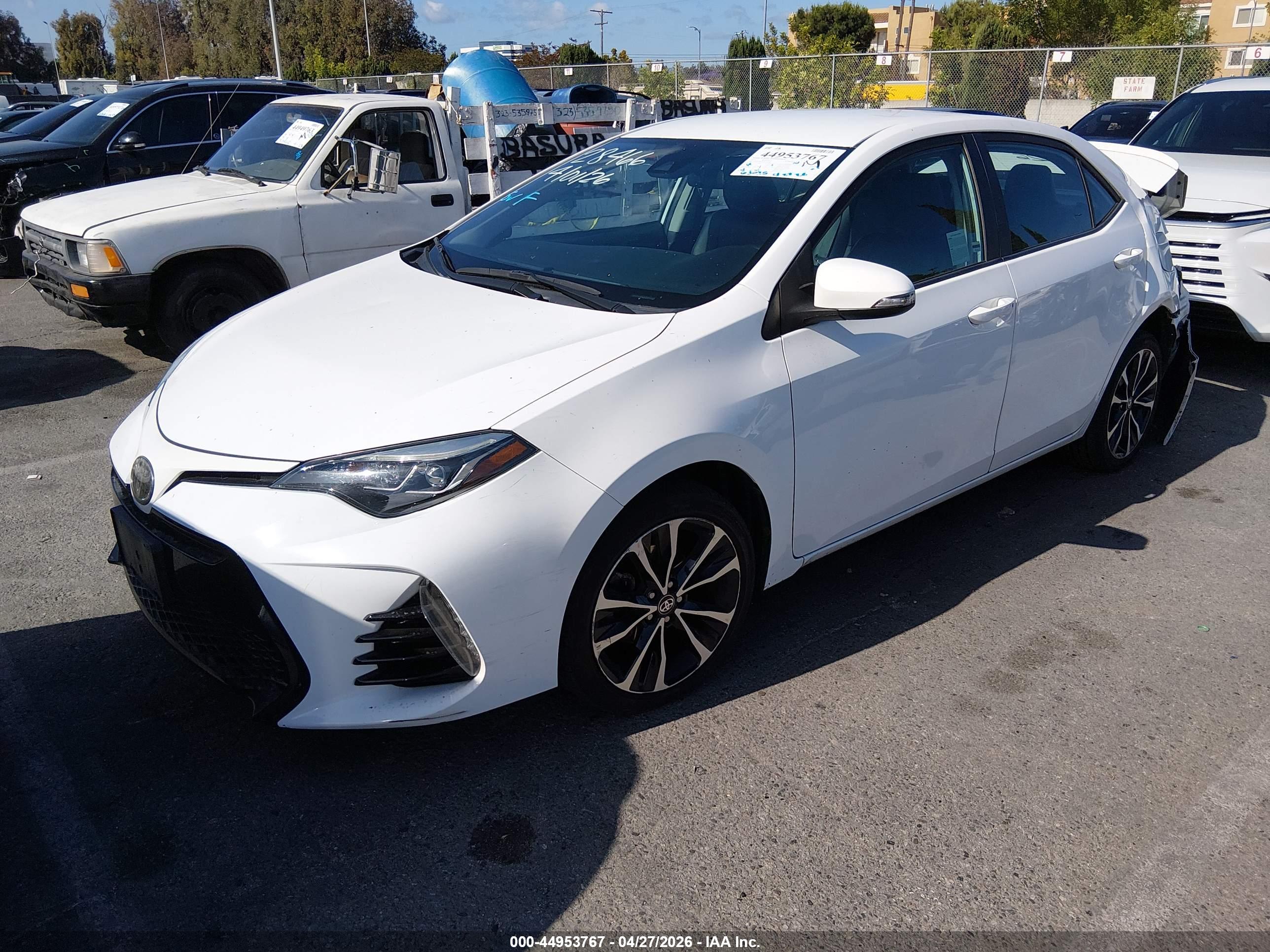 TOYOTA COROLLA image 2