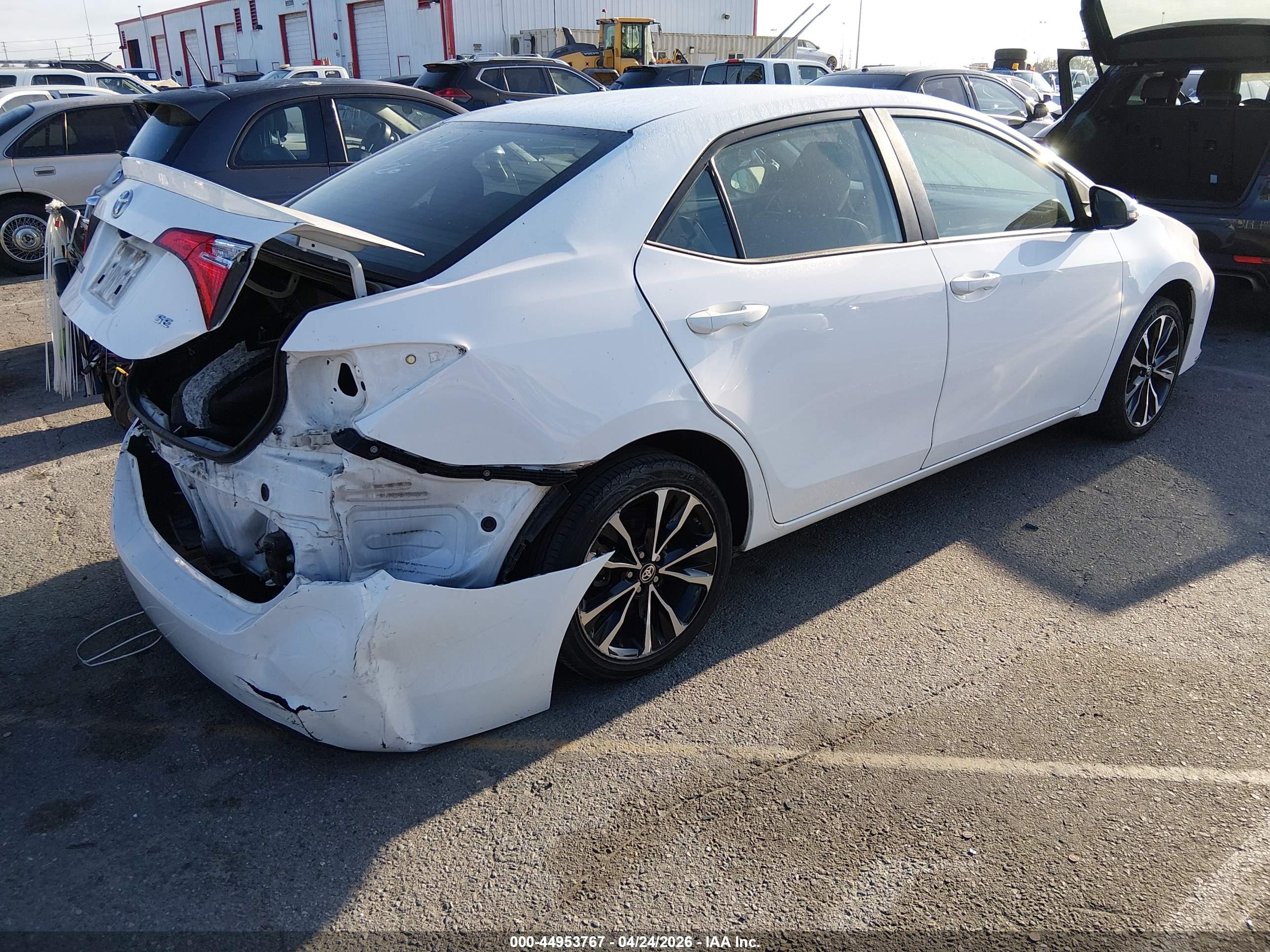 TOYOTA COROLLA image 4