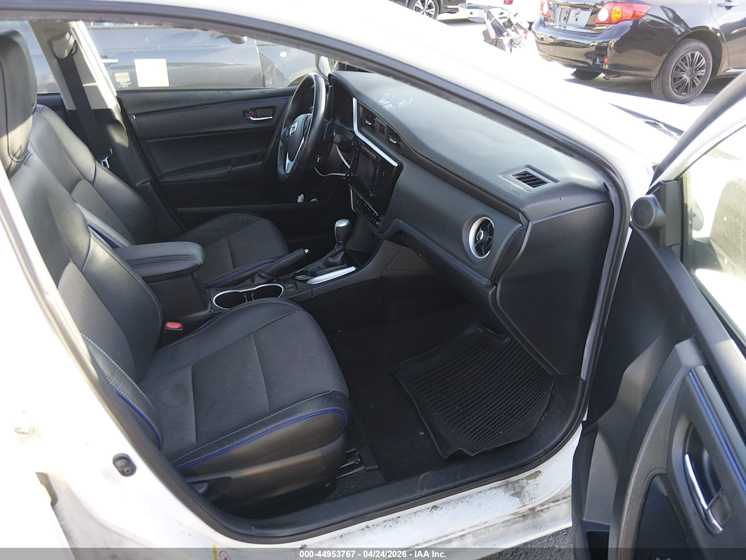 TOYOTA COROLLA image 5