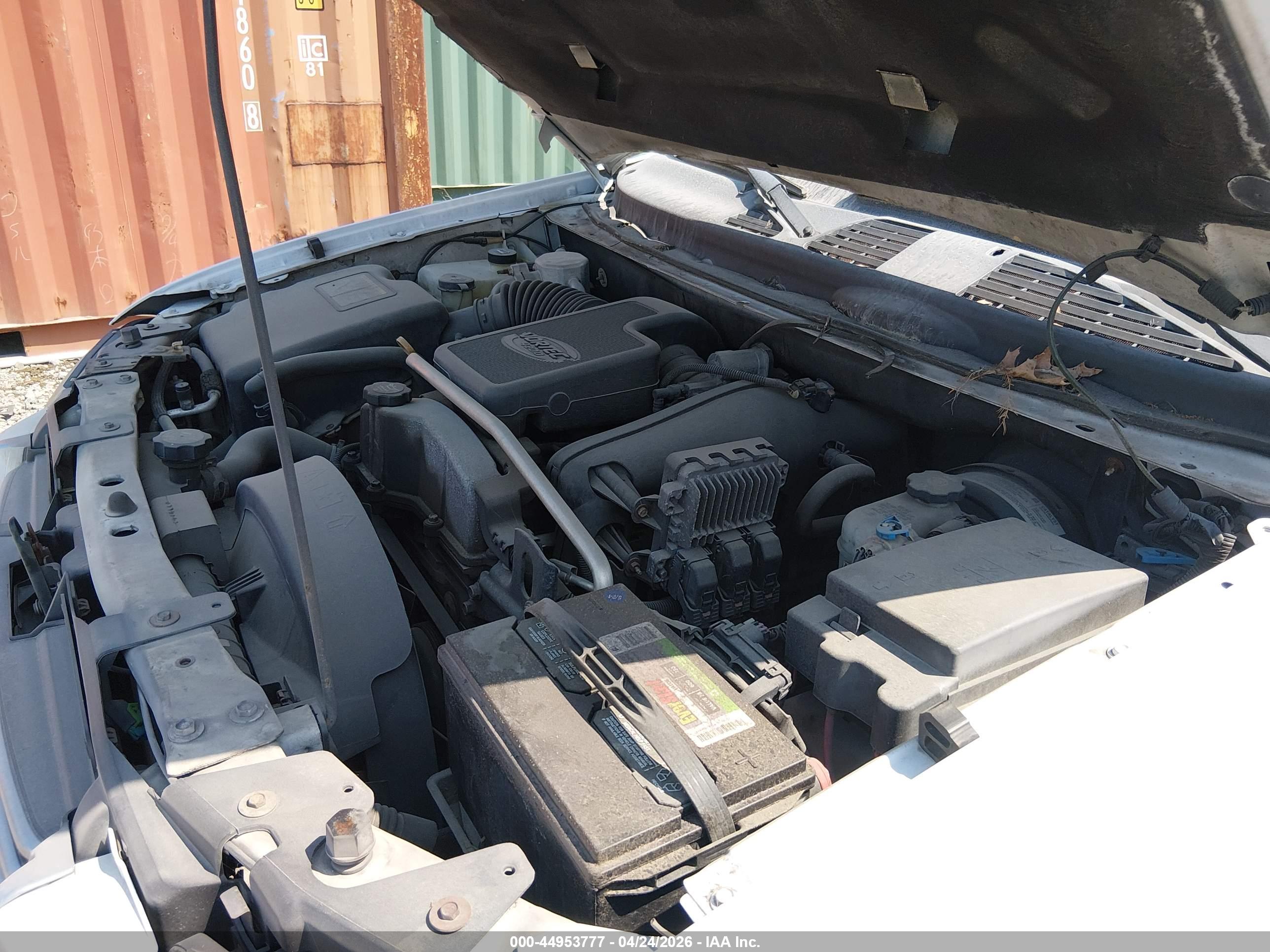 GMC ENVOY image 10