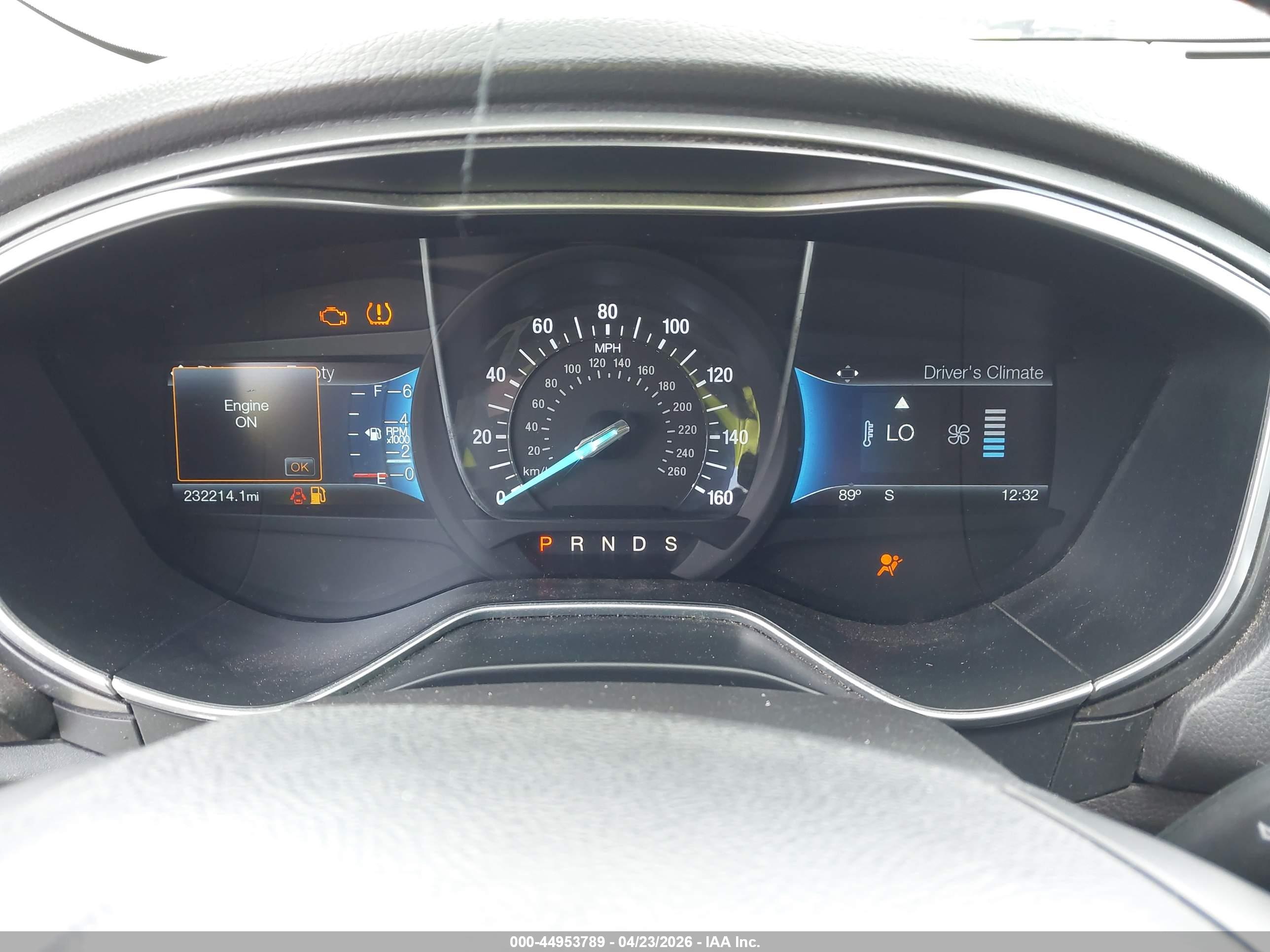 FORD FUSION image 7