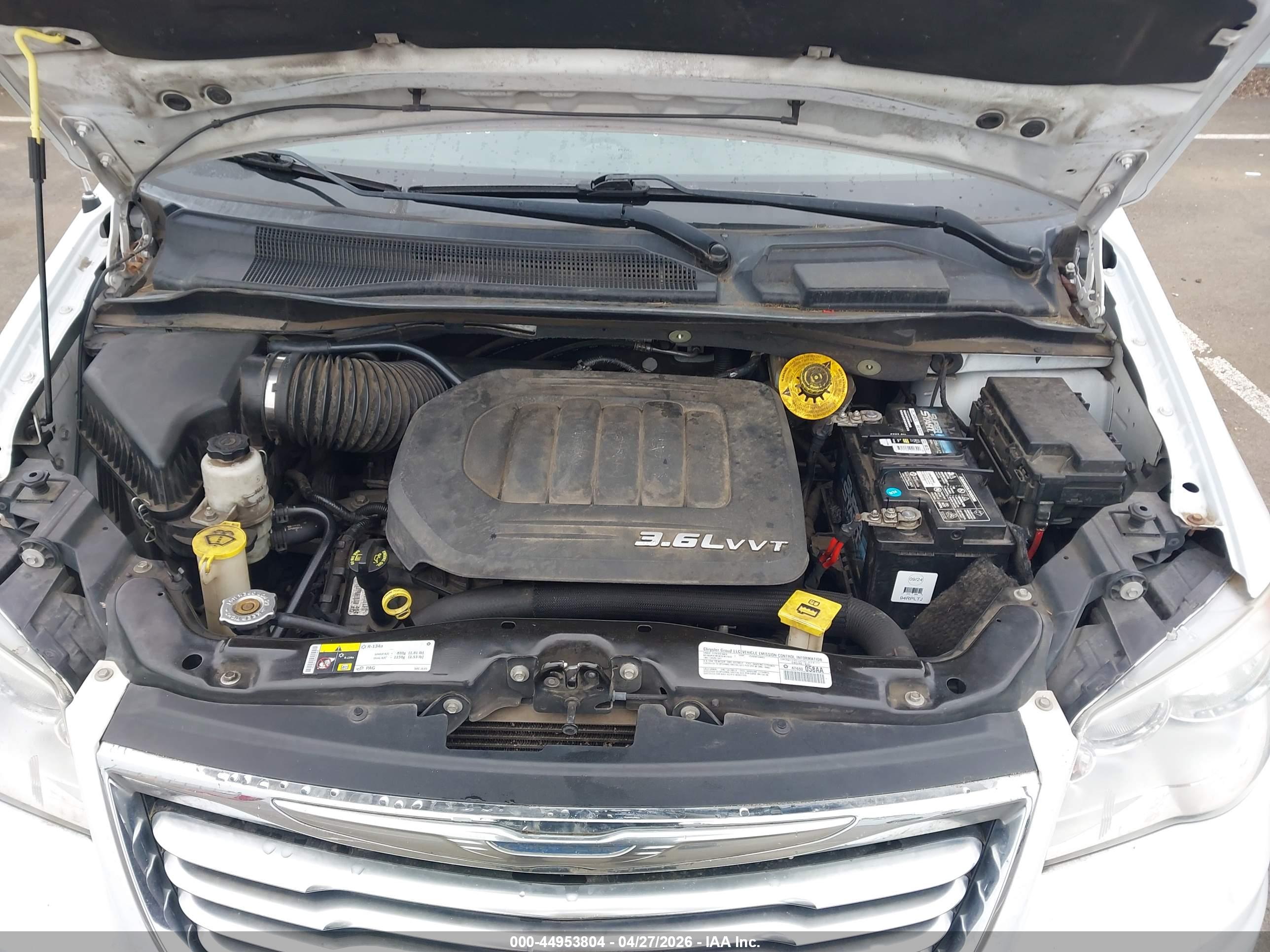 CHRYSLER TOWN image 10