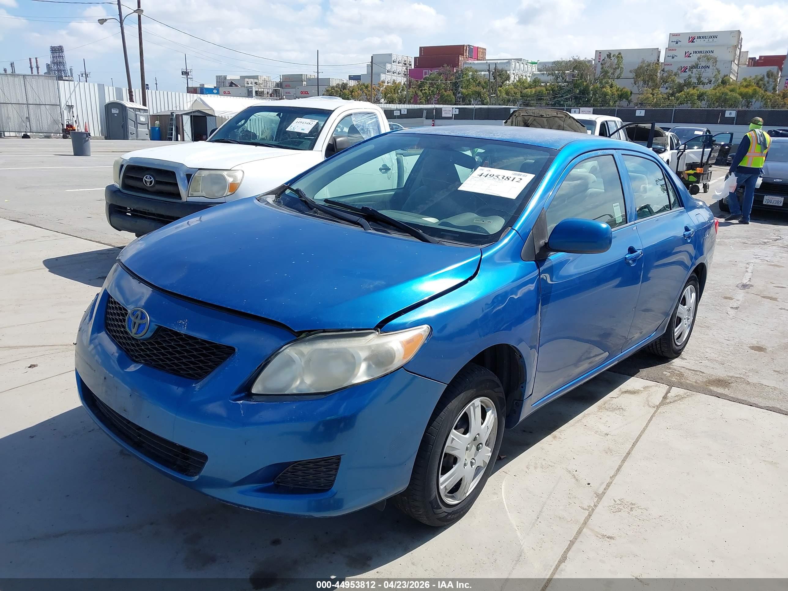 TOYOTA COROLLA image 2