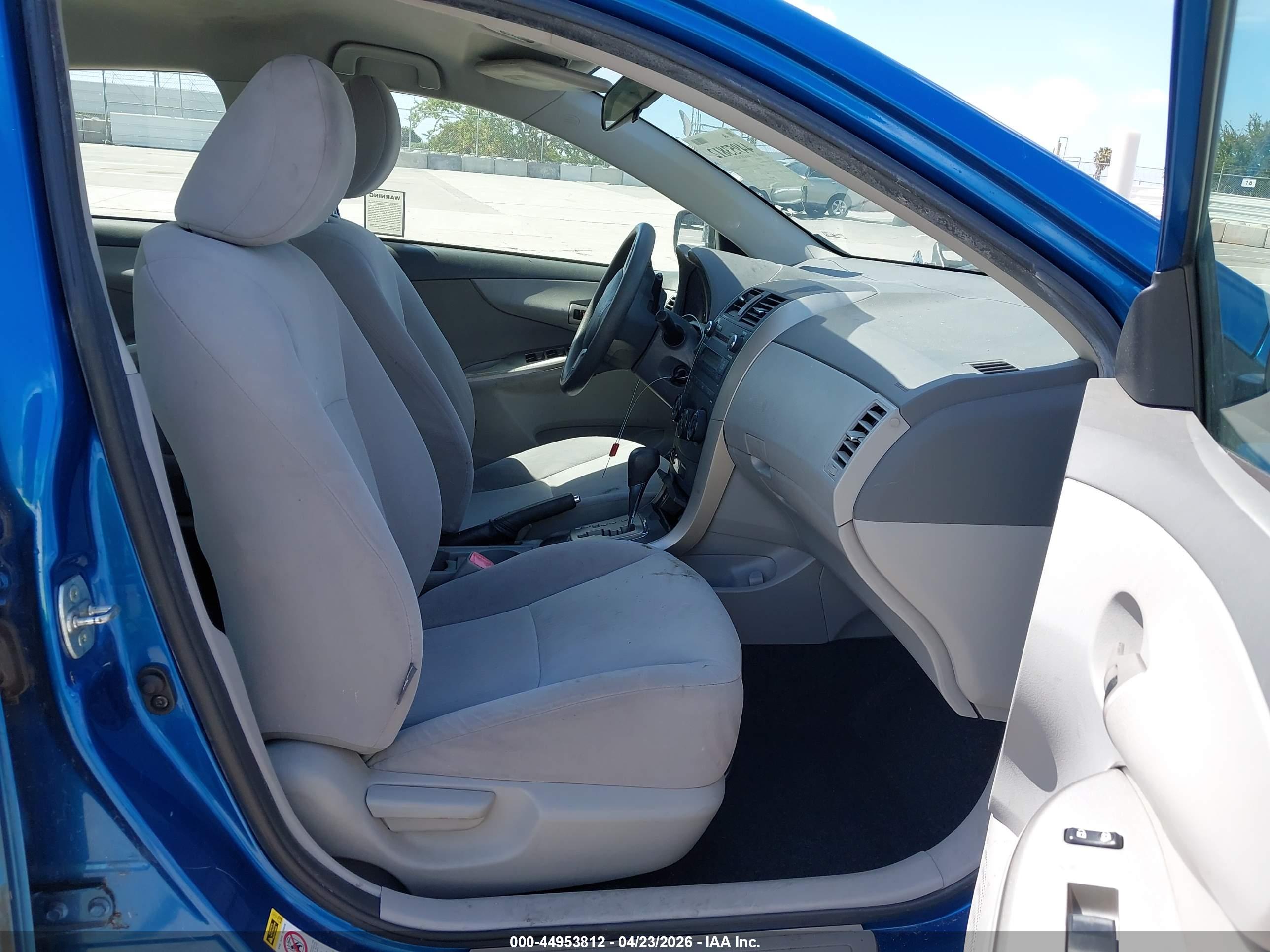 TOYOTA COROLLA image 5