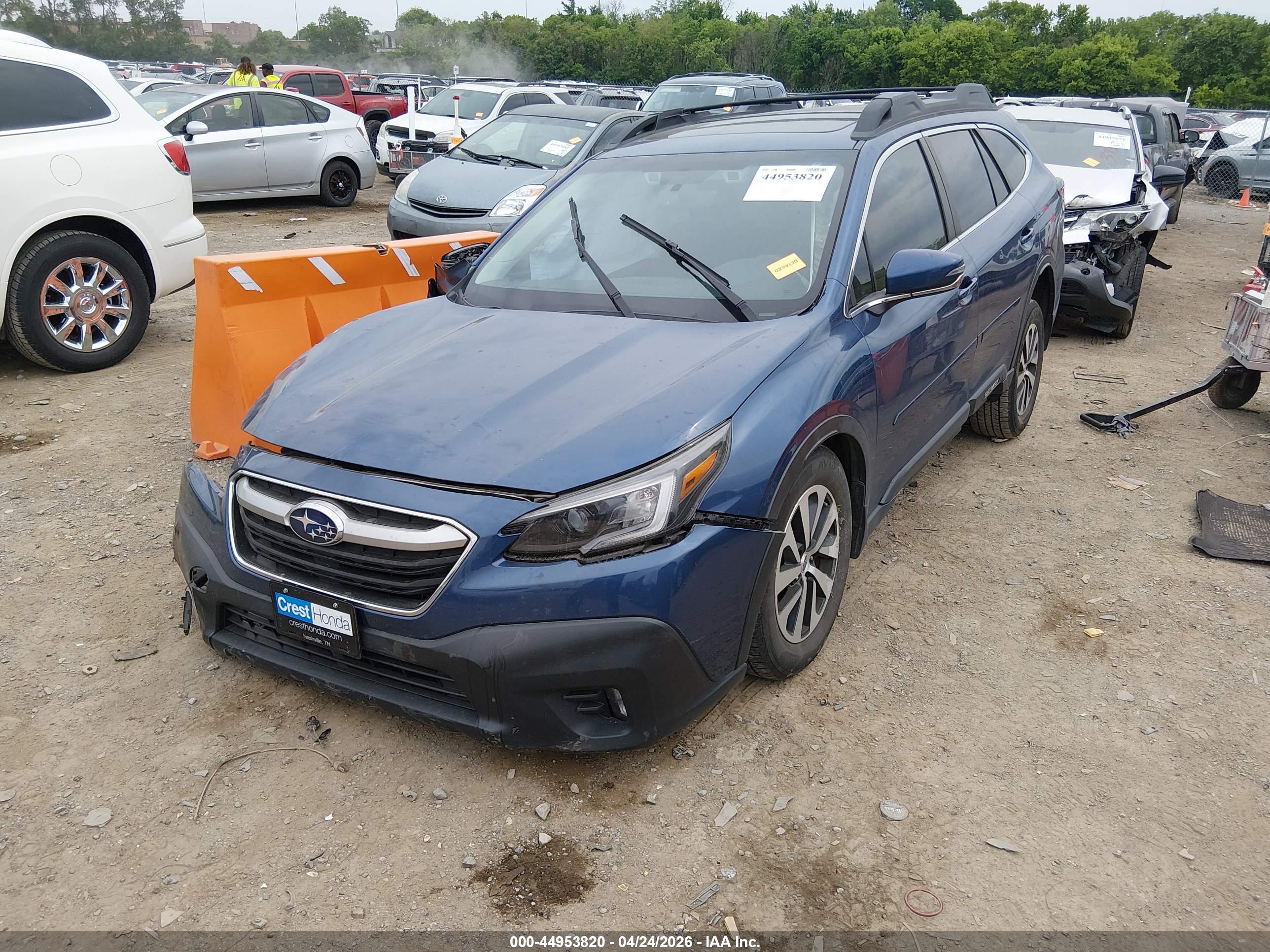 SUBARU OUTBACK image 2