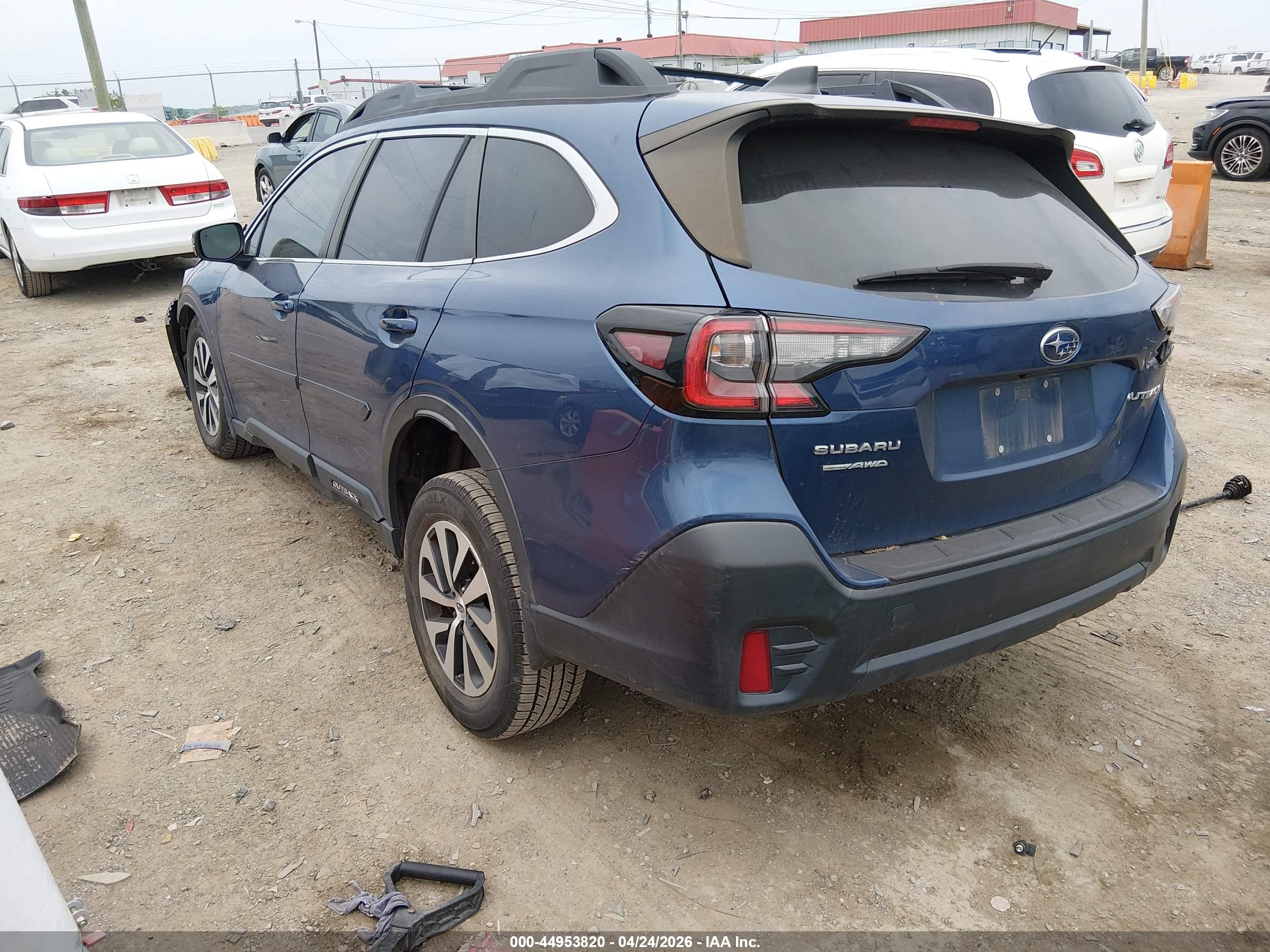 SUBARU OUTBACK image 3