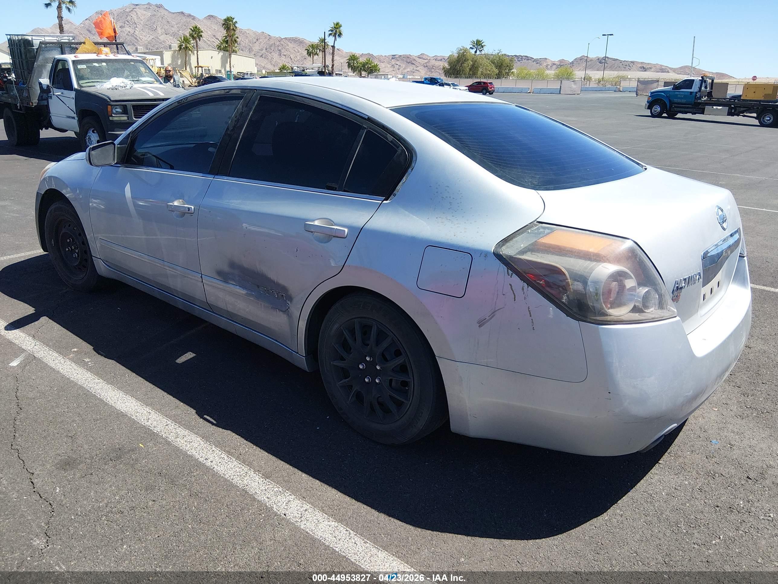 NISSAN ALTIMA image 3