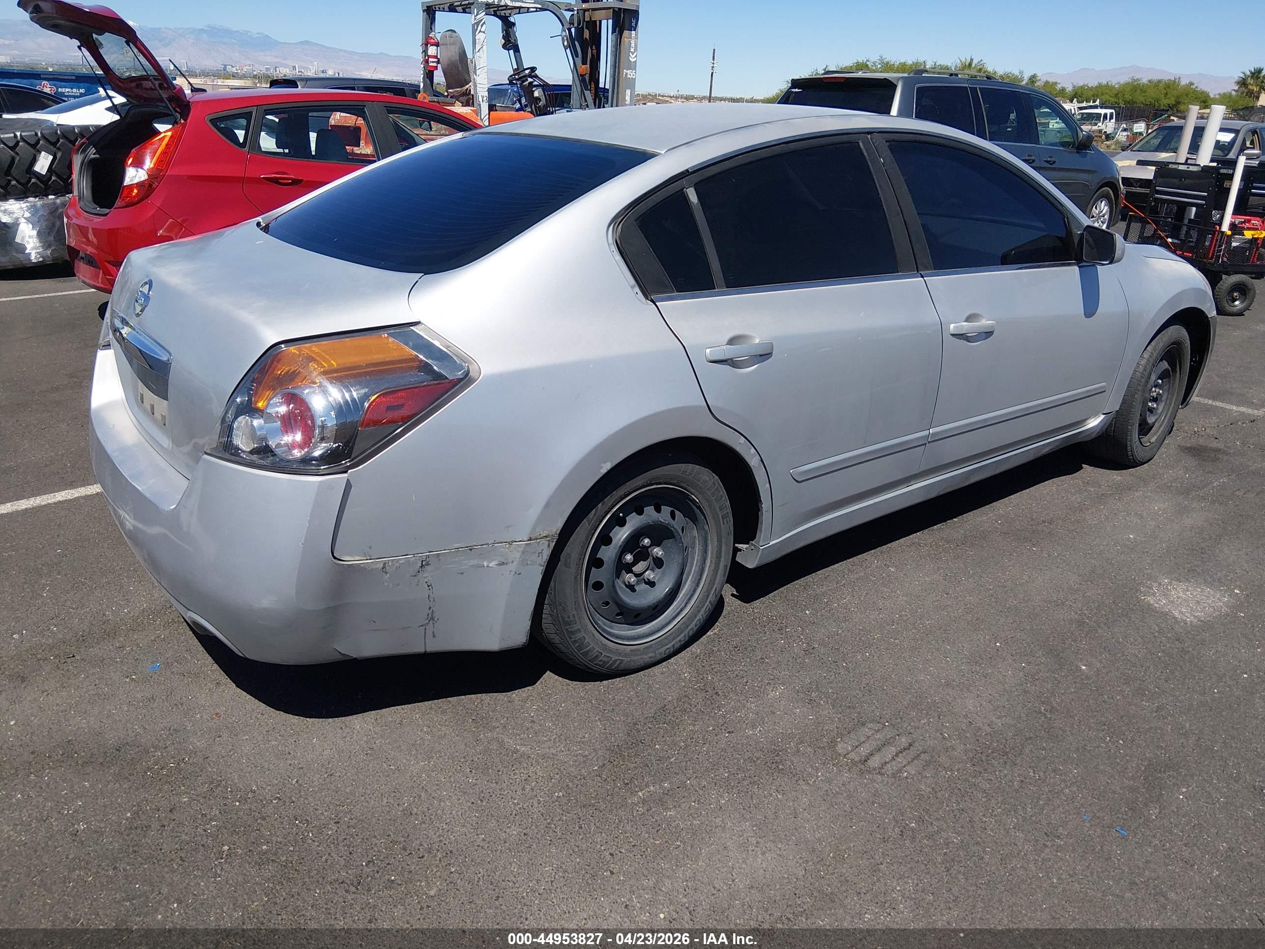 NISSAN ALTIMA image 4