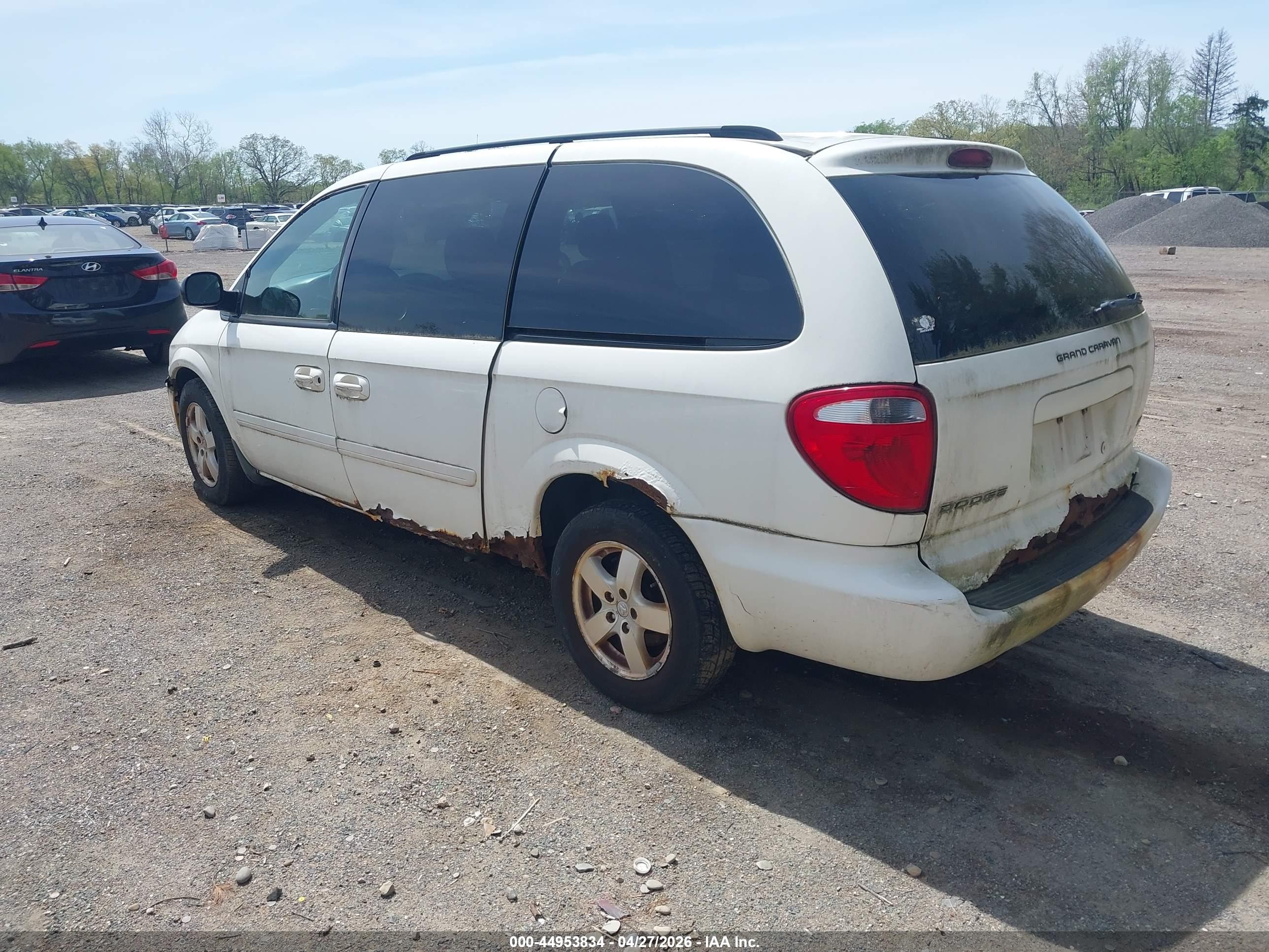 DODGE GRAND image 3