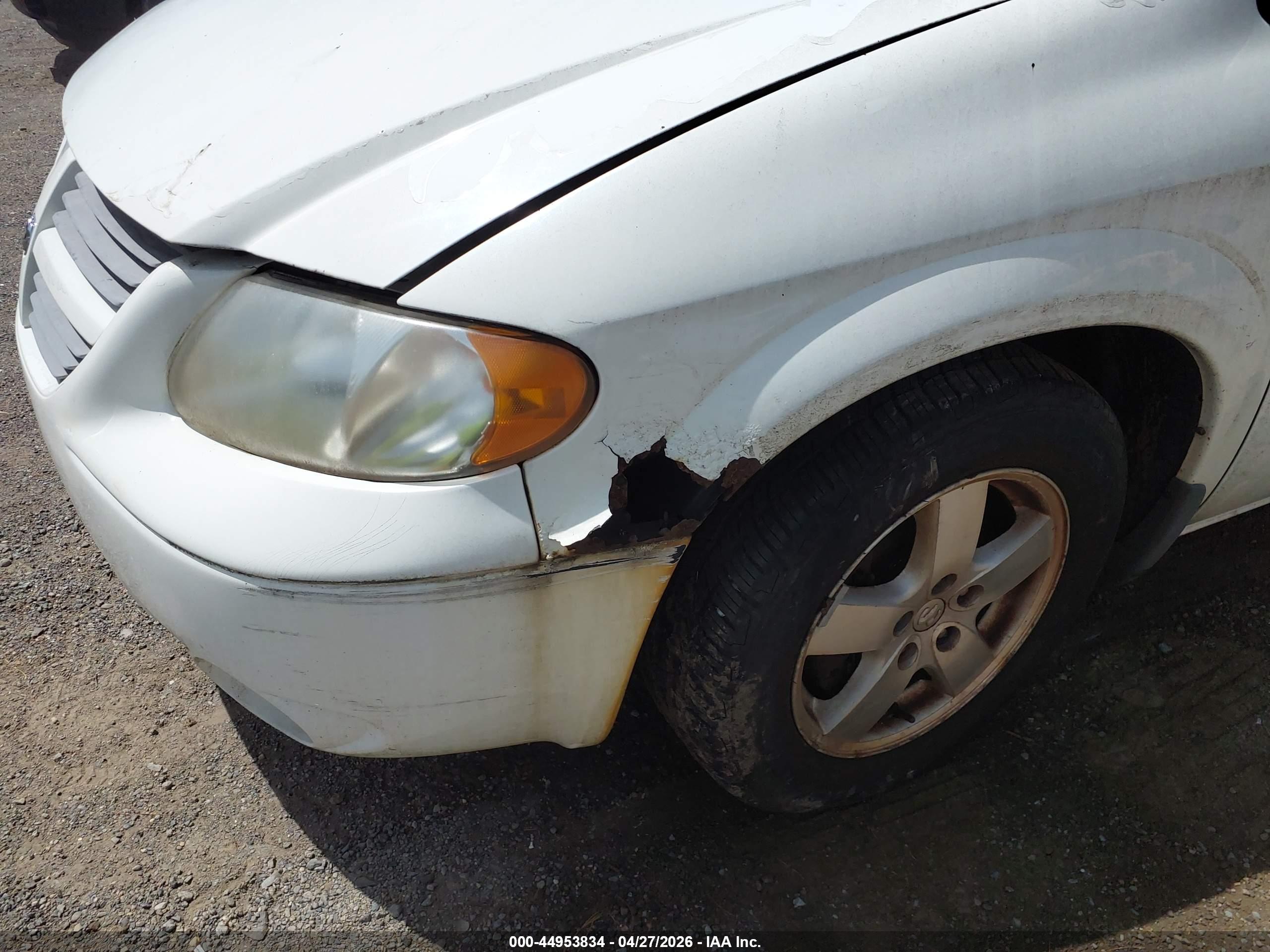 DODGE GRAND image 6