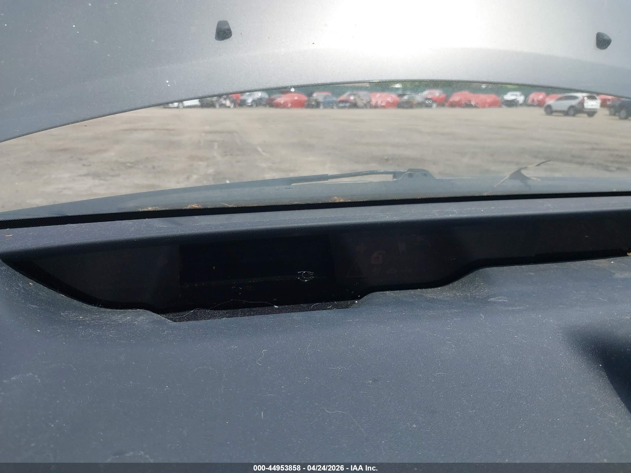 TOYOTA PRIUS image 7