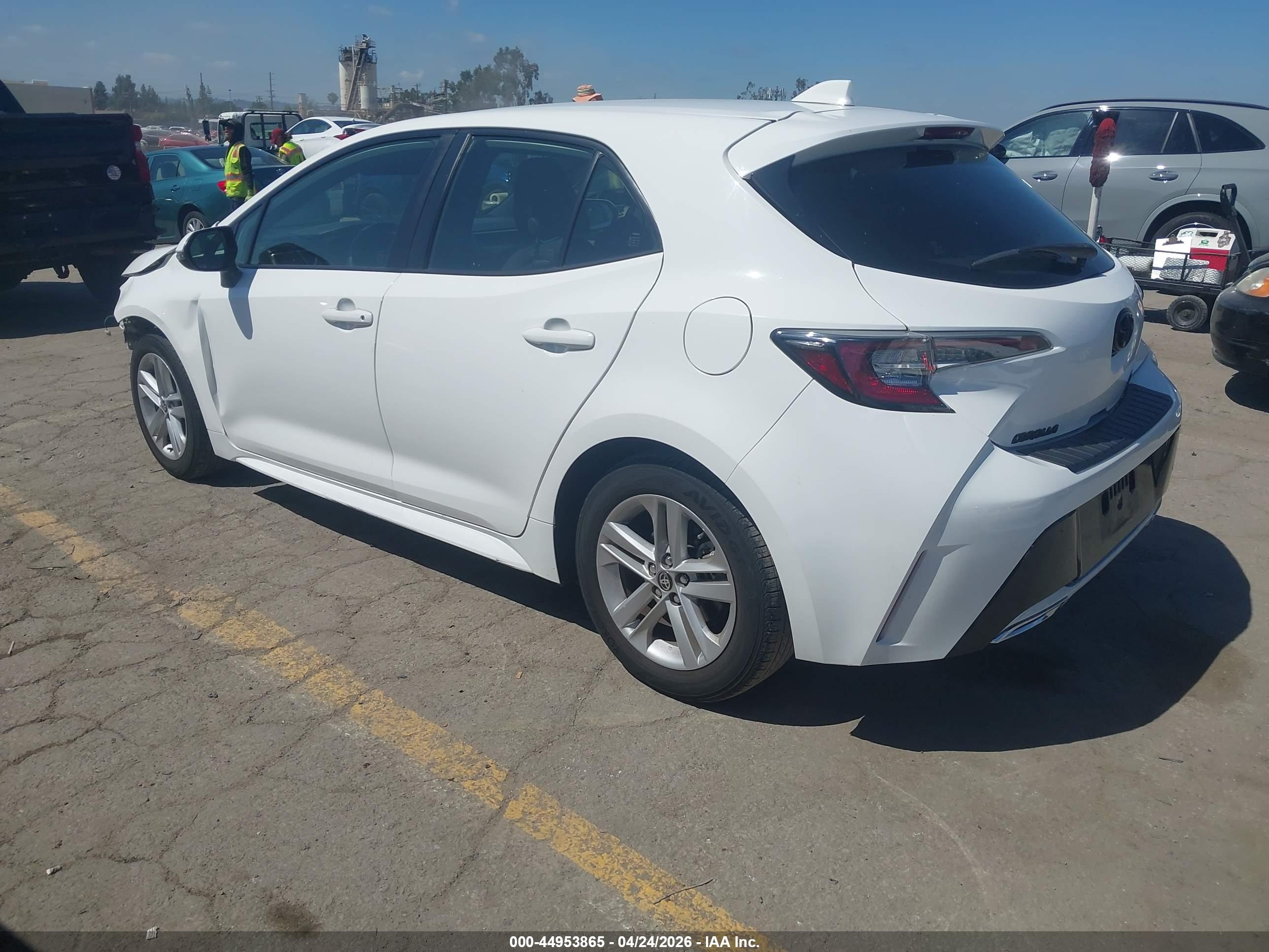 TOYOTA COROLLA image 3