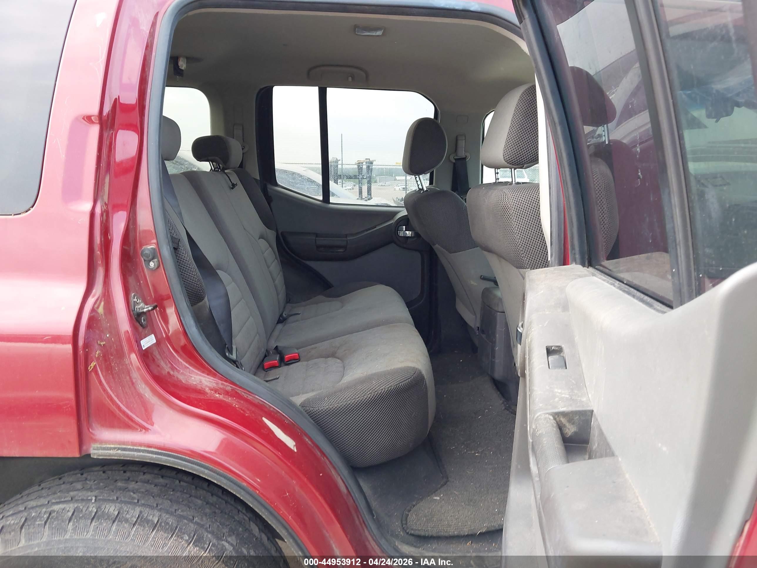 NISSAN XTERRA image 8