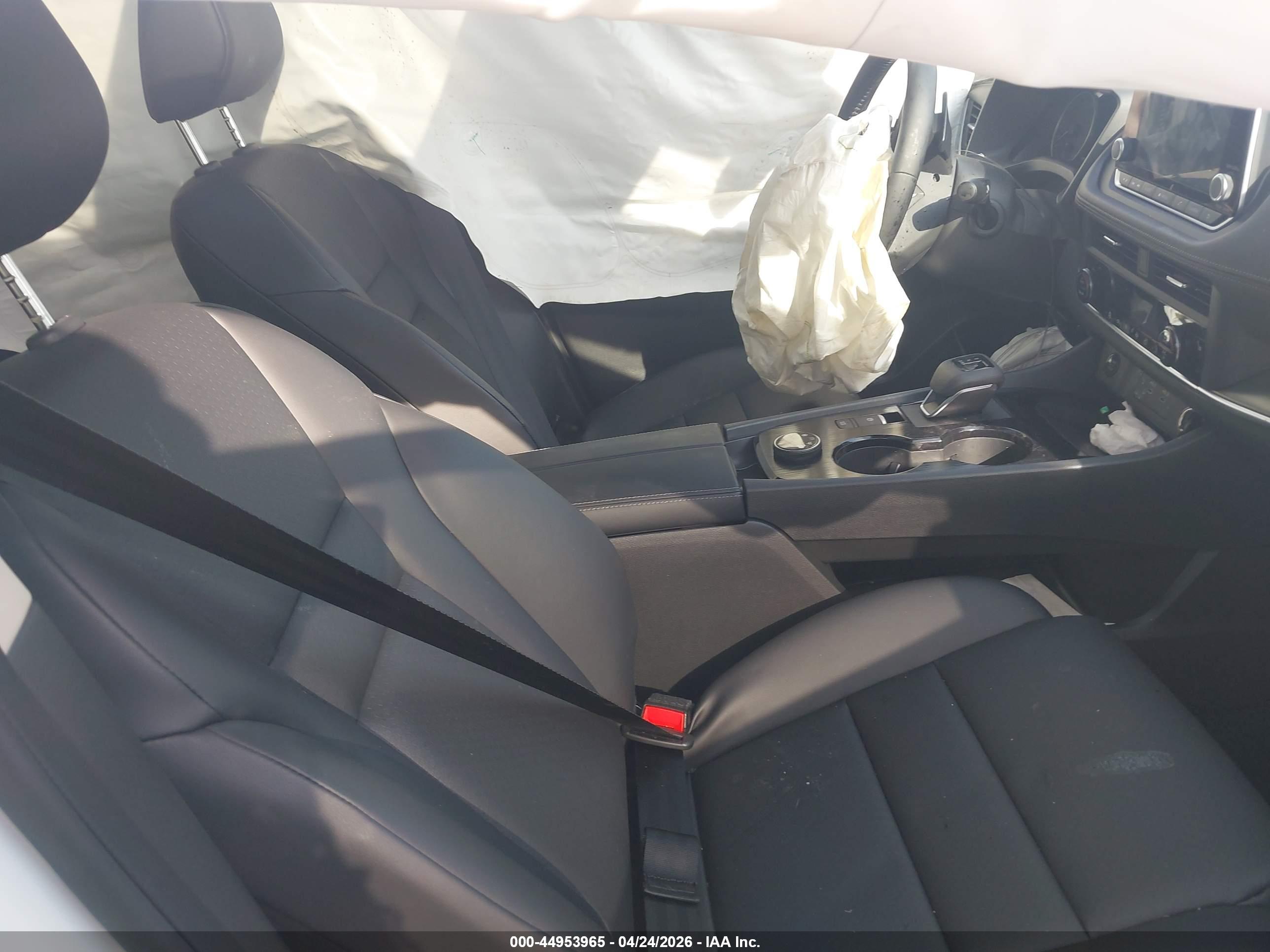 NISSAN ROGUE image 5