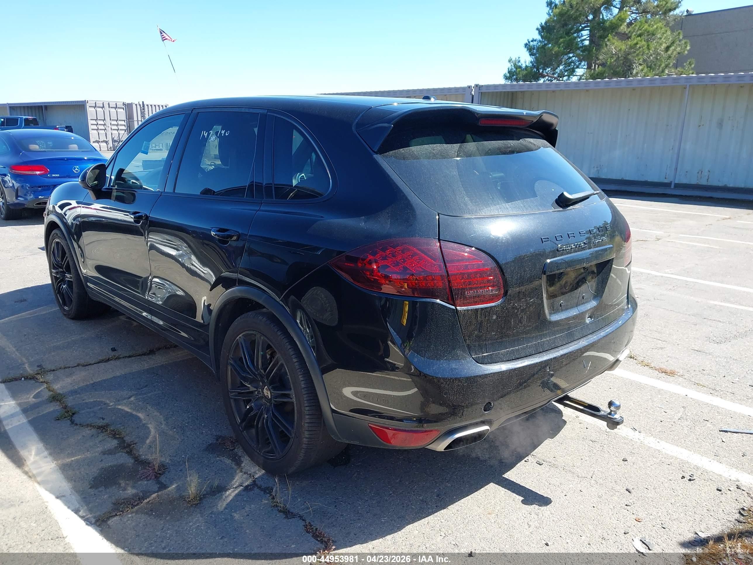 PORSCHE CAYENNE image 3