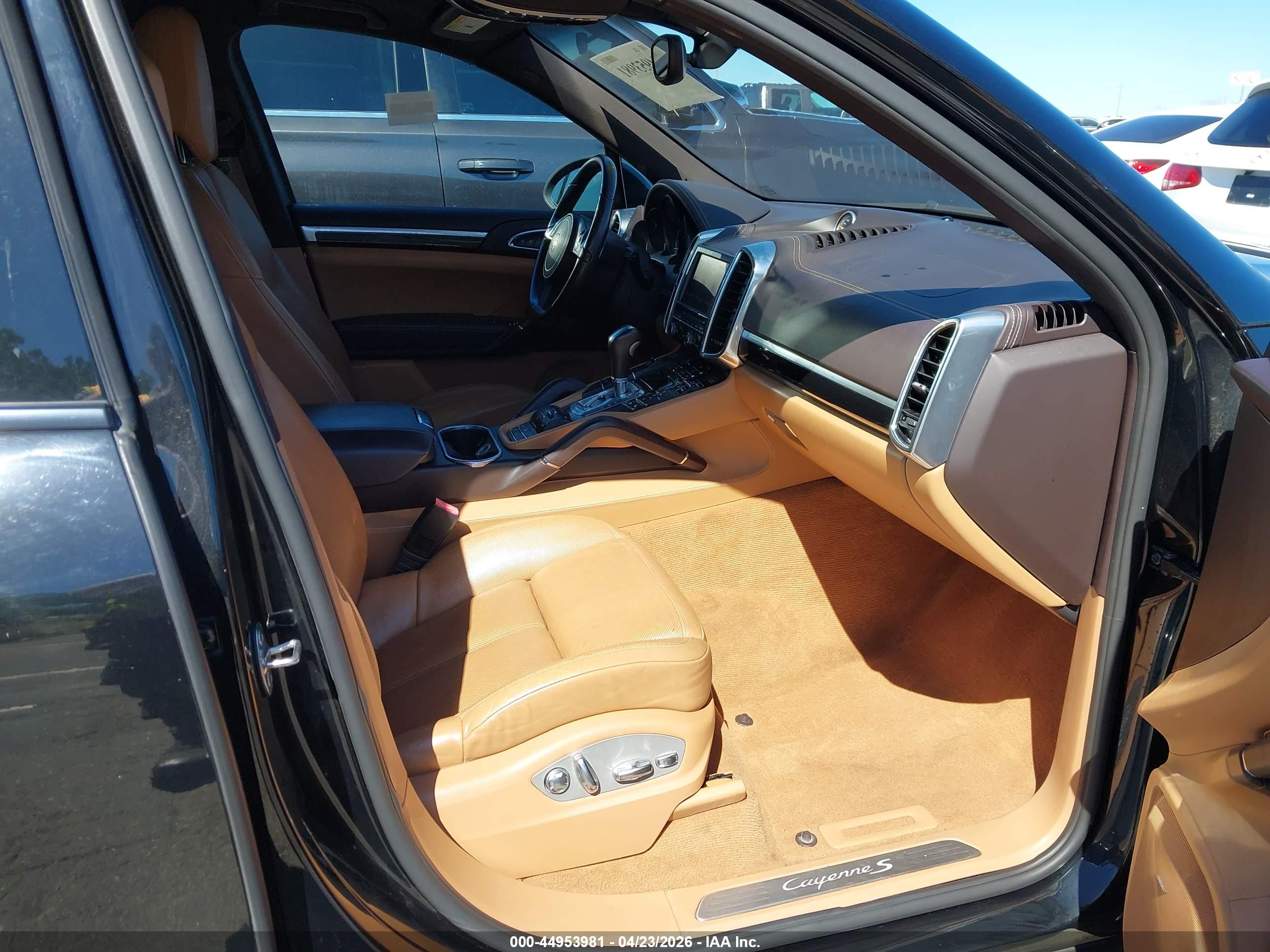 PORSCHE CAYENNE image 5