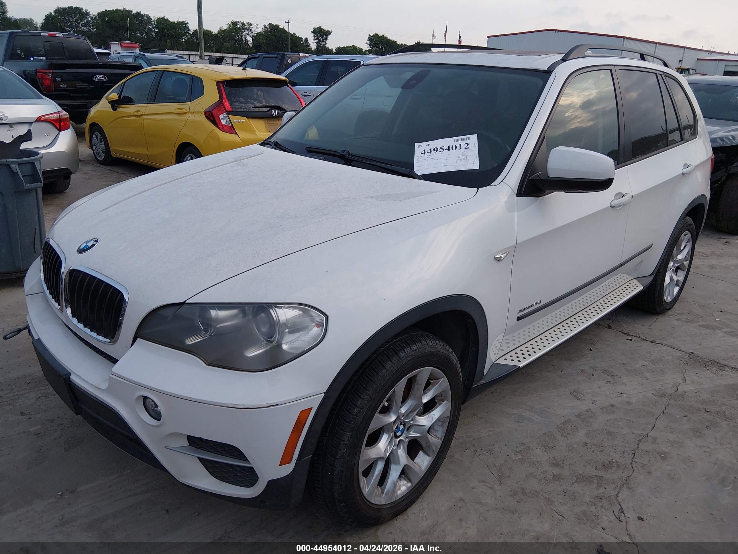 BMW X5 image 2