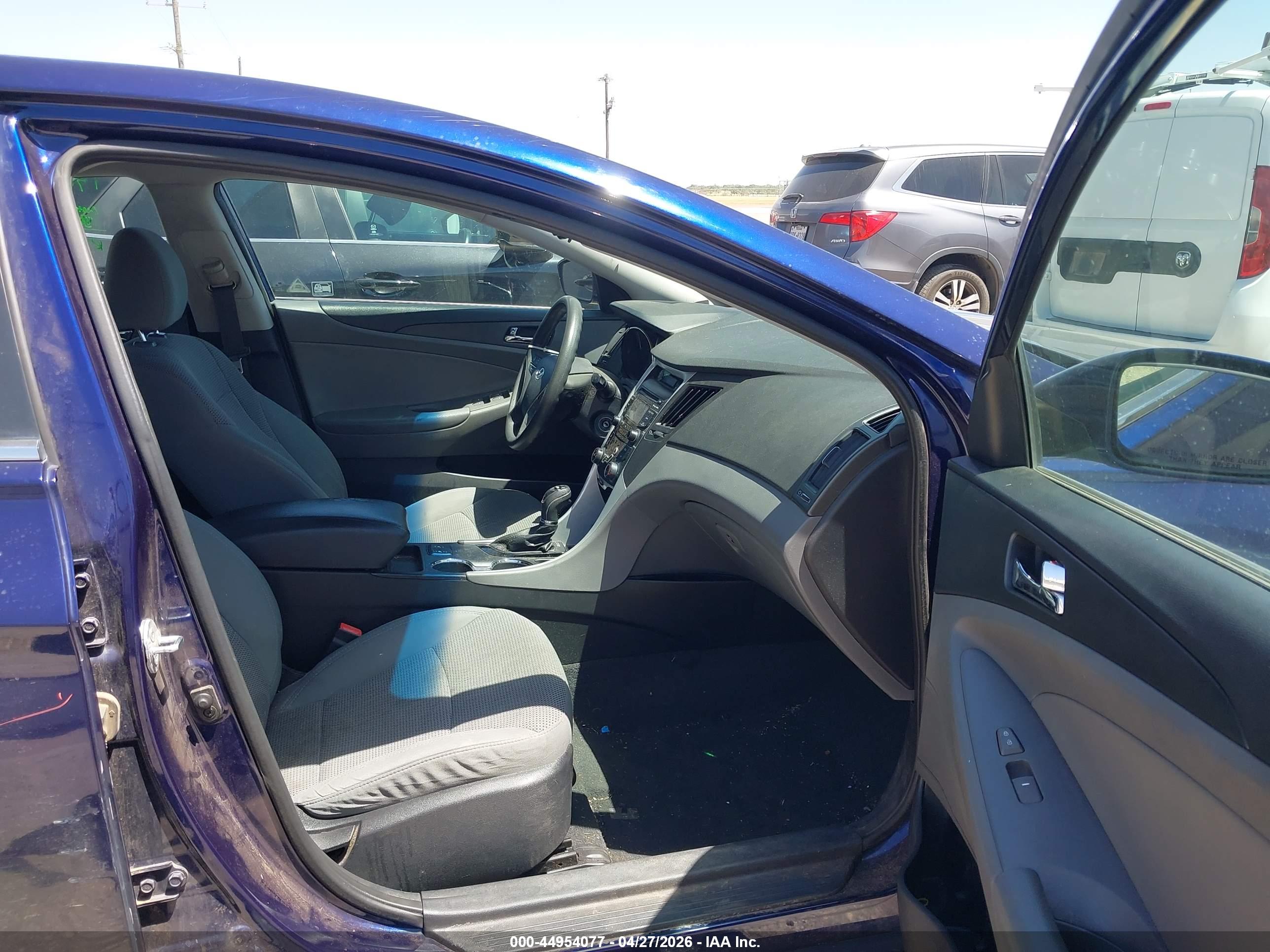 HYUNDAI SONATA image 5