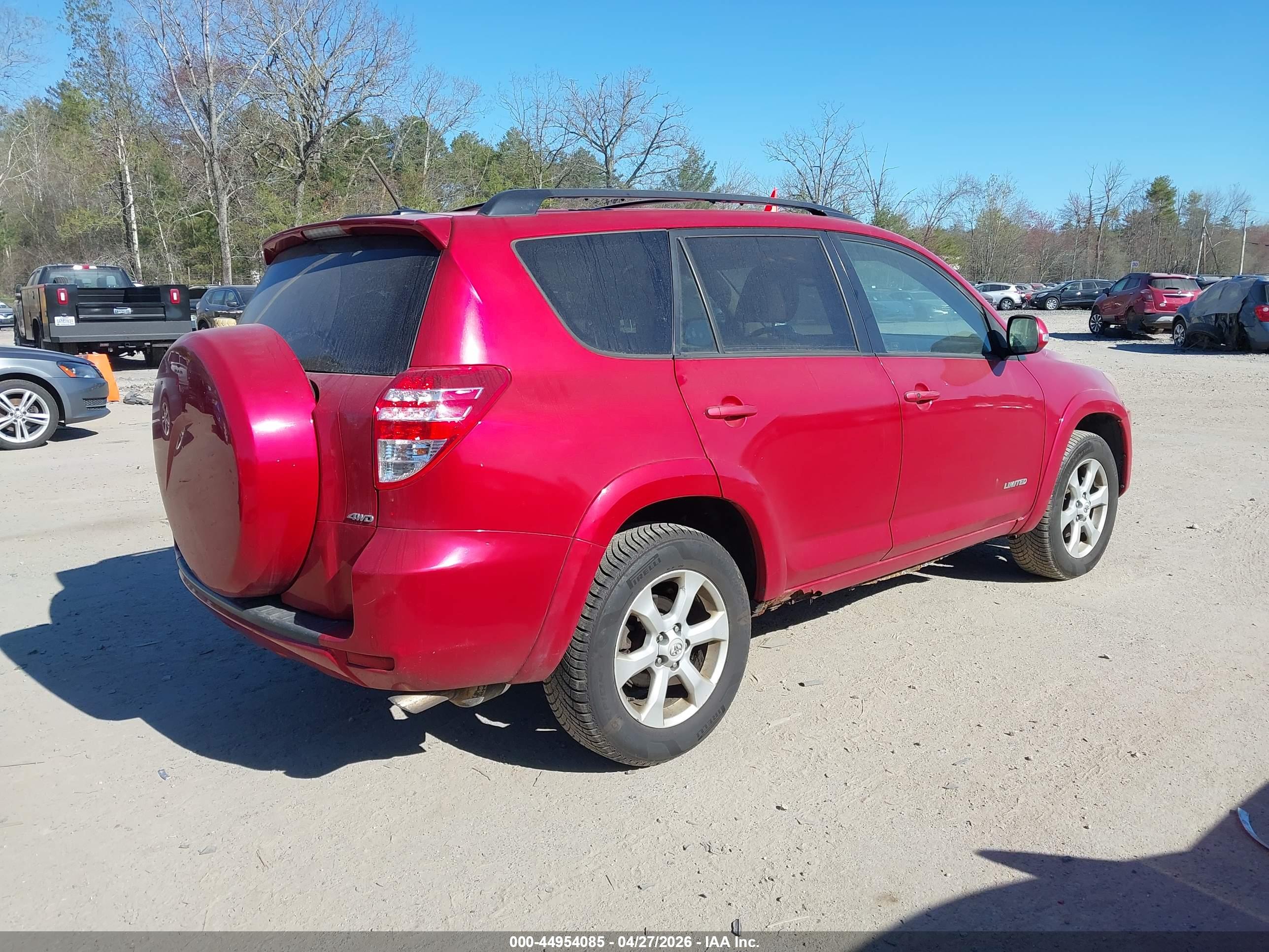 TOYOTA RAV4 image 4