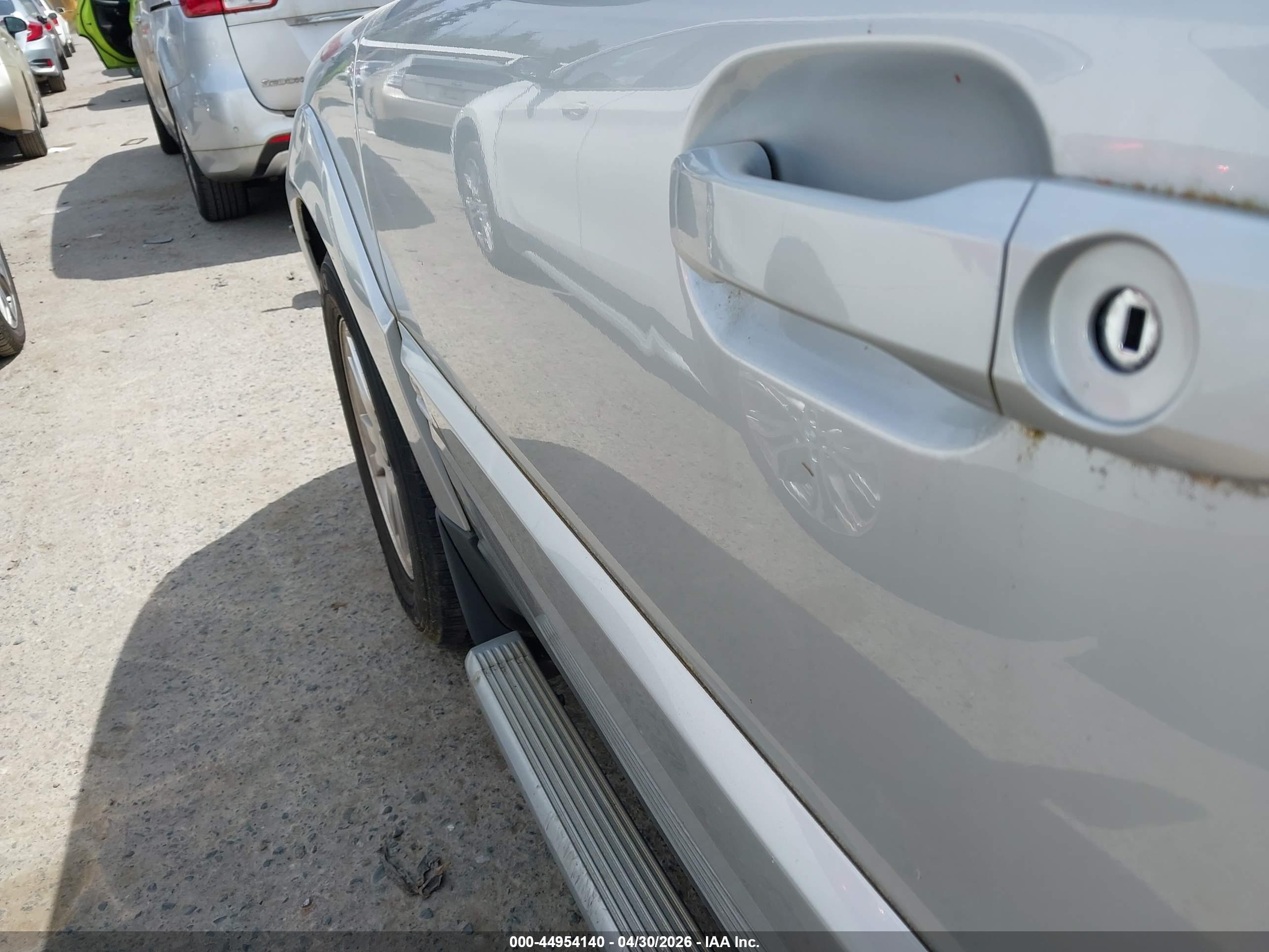 VOLVO XC90 image 6